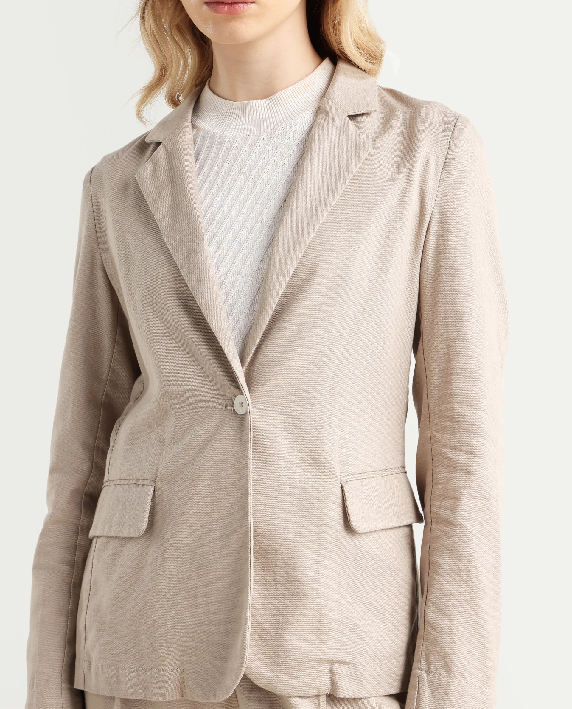 Rareism Women's Linzy-T Beige 100% Linen Full Sleeve Lapel Neck Regular Plain Blazer - Image 4