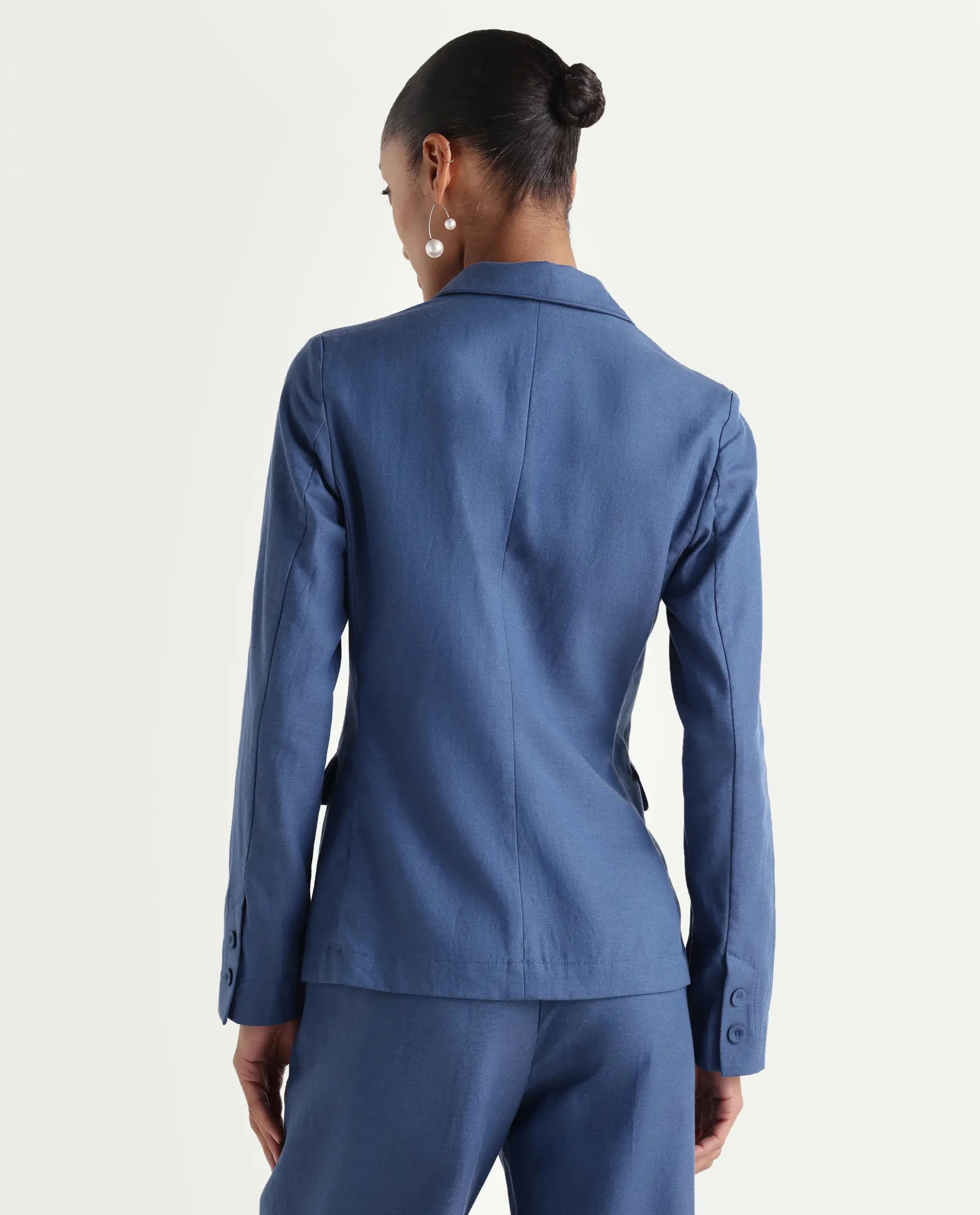 Rareism Women's Linzy-T Blue 100% Linen Full Sleeve Lapel Neck Regular Plain Blazer - Image 6