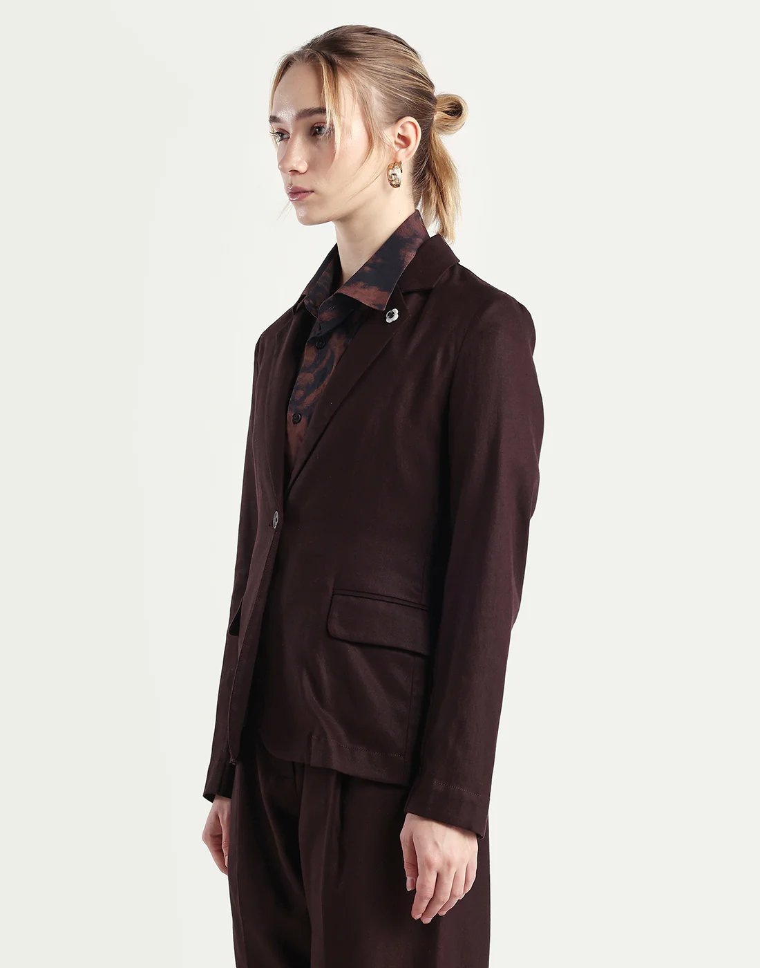 Rareism Women's Linzy-T Brown 100% Linen Full Sleeve Lapel Neck Regular Plain Blazer - Image 5
