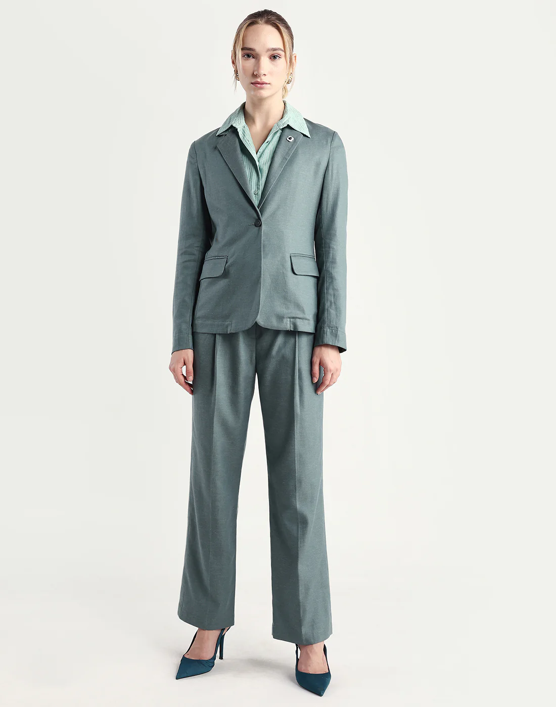 Rareism Women's Linzy-T Dusky Green 100% Linen Full Sleeve Lapel Neck Regular Plain Blazer - Image 2