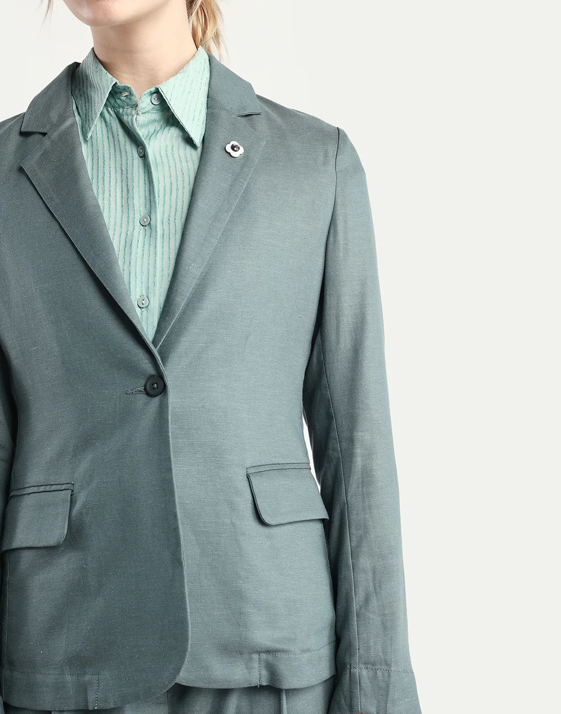 Rareism Women's Linzy-T Dusky Green 100% Linen Full Sleeve Lapel Neck Regular Plain Blazer - Image 4