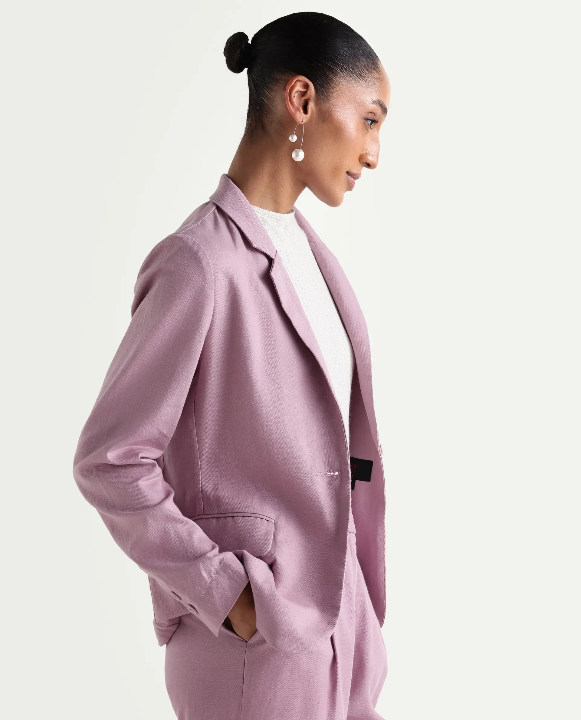 Rareism Women's Linzy-T Dusky Pink 100% Linen Full Sleeve Lapel Neck Regular Plain Blazer - Image 5