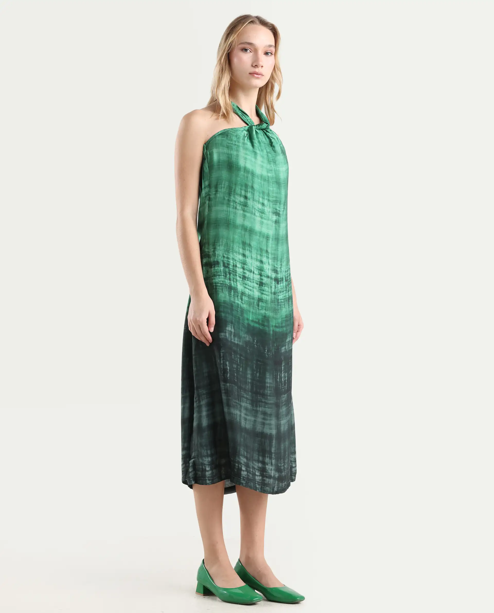Rareism Women's Lipos Green Halter Neck Color Block Sleeveless Midi Regular Fit Dress - Image 6