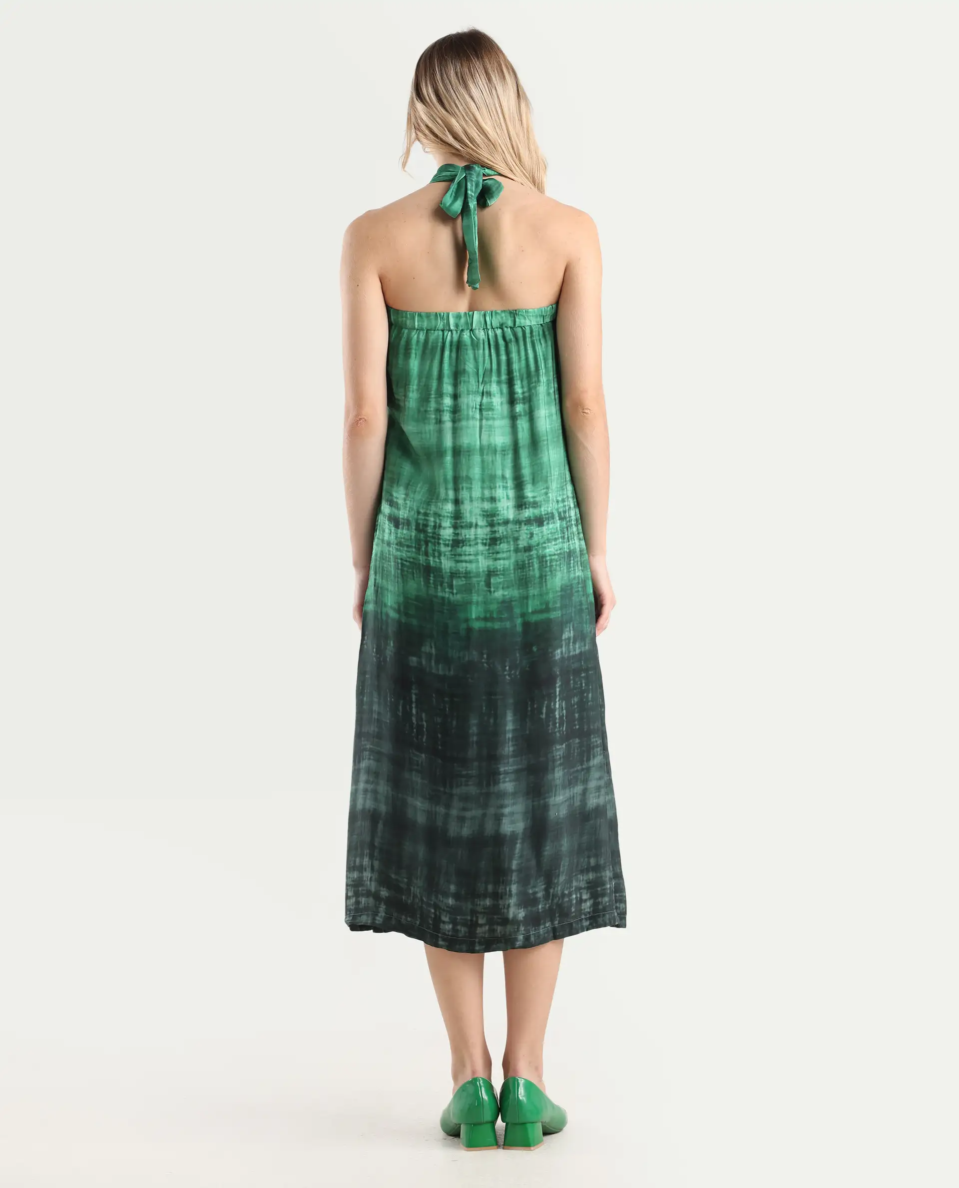 Rareism Women's Lipos Green Halter Neck Color Block Sleeveless Midi Regular Fit Dress - Image 7