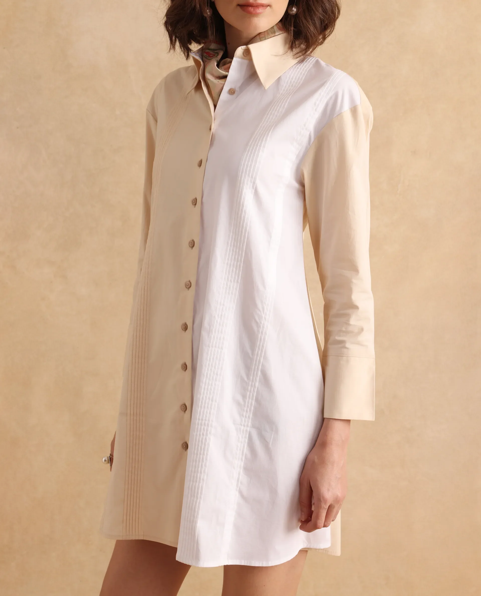 Rareism Women's Loibx White Cotton Spread Collar Color Block Cuffed Sleeve Mini Straight Fit Dress - Image 2