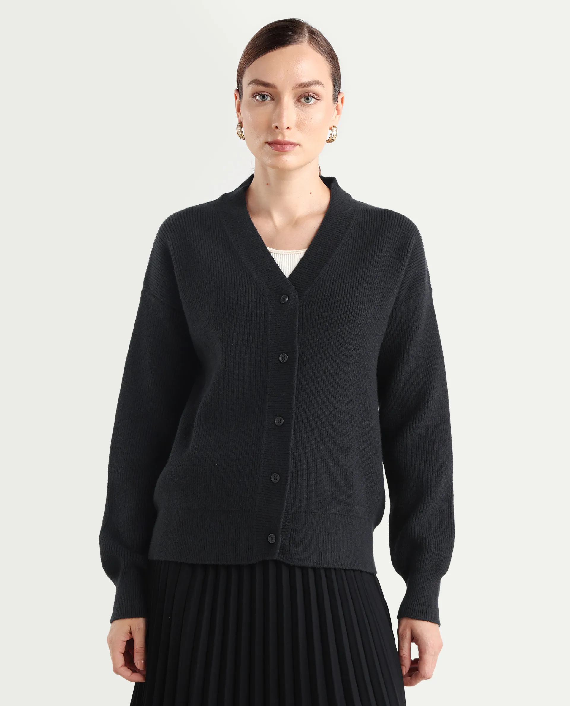 Rareism Women's Lola Black Acrylic V-Neck Regular Fit Plain Cardigan - Image 3