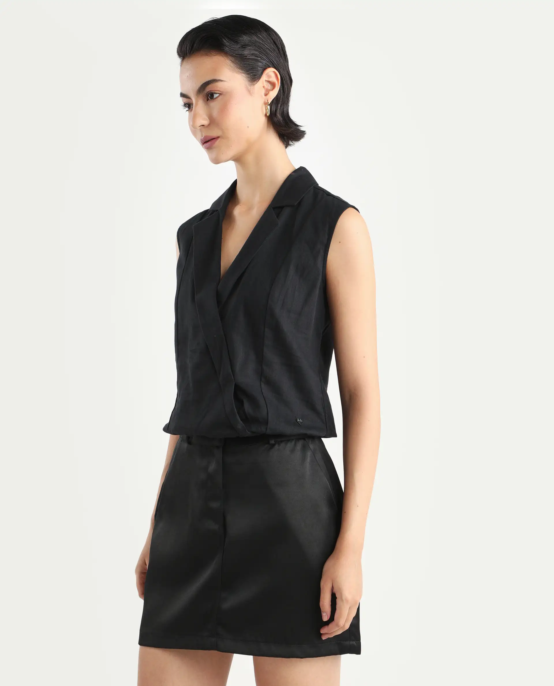 Rareism Women's Lolia Black Cotton Blend Lapel Neck Plain Sleeveless Regular Fit Top - Image 5