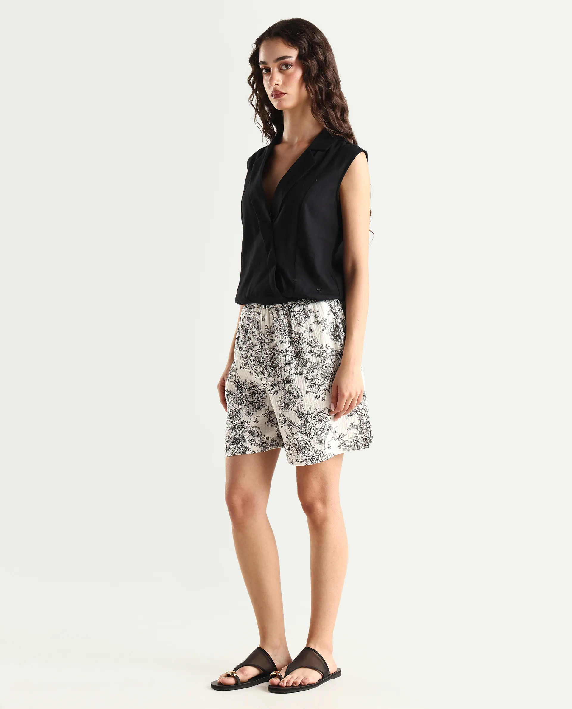 Rareism Women's Lorainet Off White Cotton Floral Print Mini Relaxed Fit Shorts - Image 5