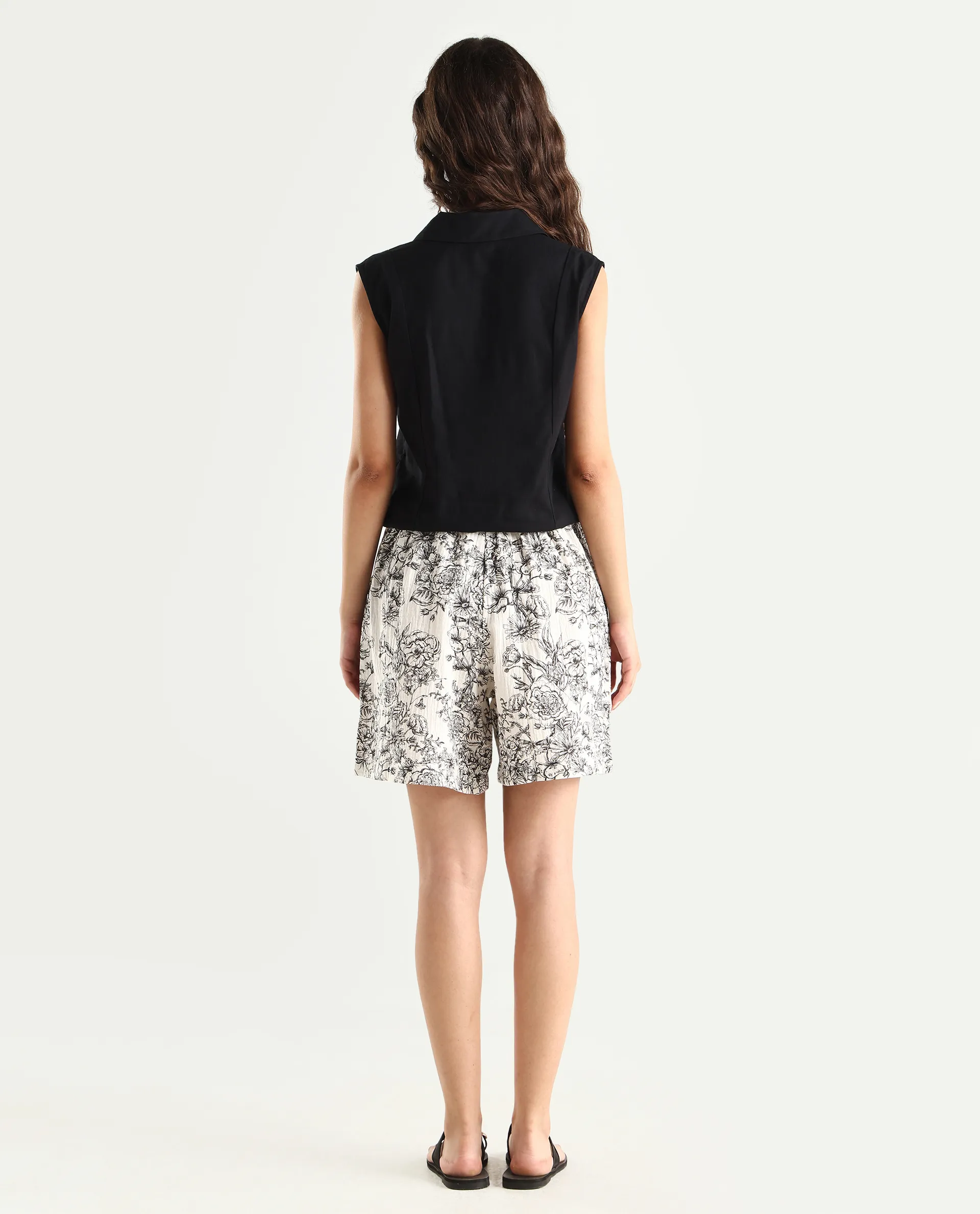 Rareism Women's Lorainet Off White Cotton Floral Print Mini Relaxed Fit Shorts - Image 7