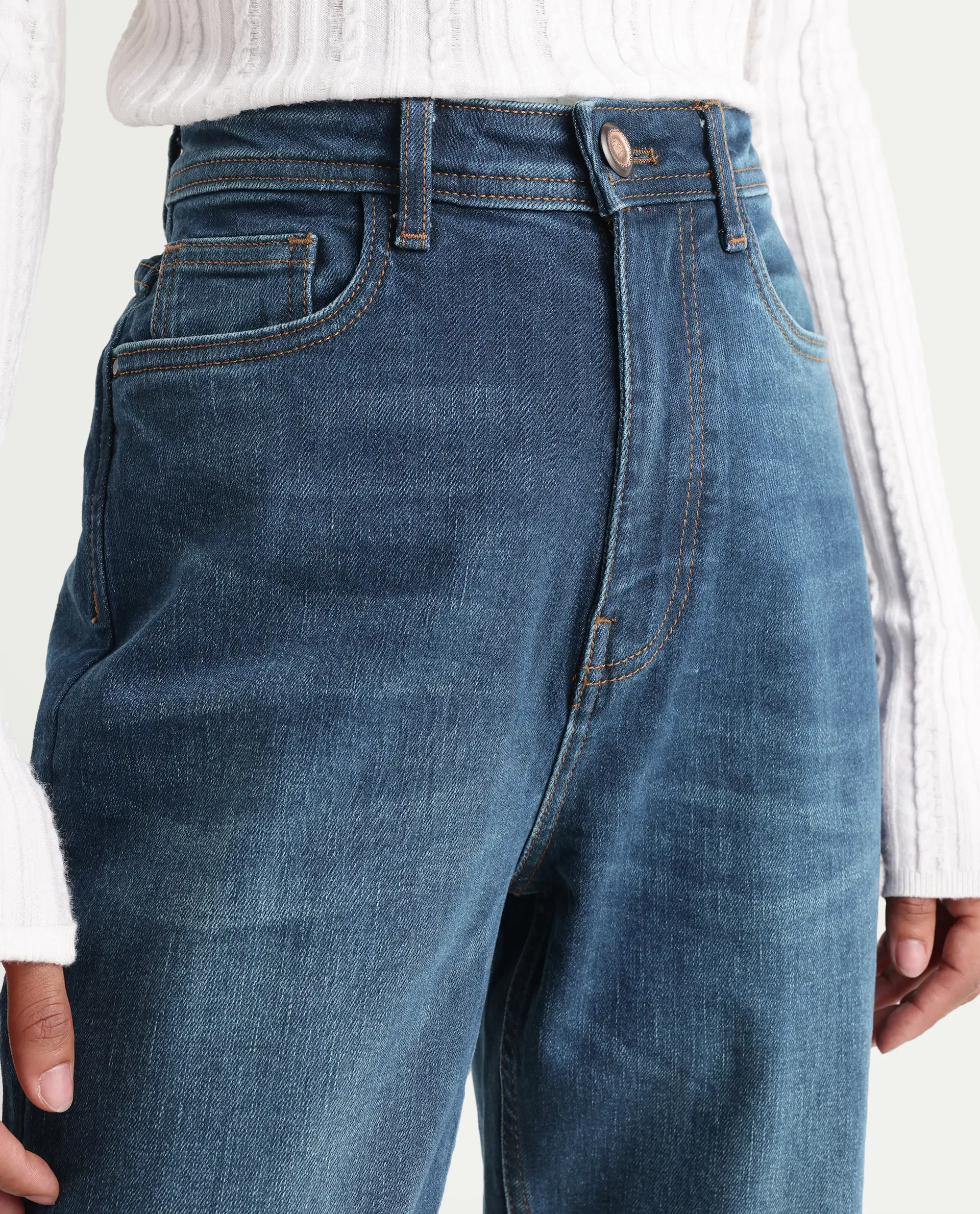 Rareism Women's Loreto Blue Cotton Blend Plain Ankle Length Mom Fit Jeans - Image 3
