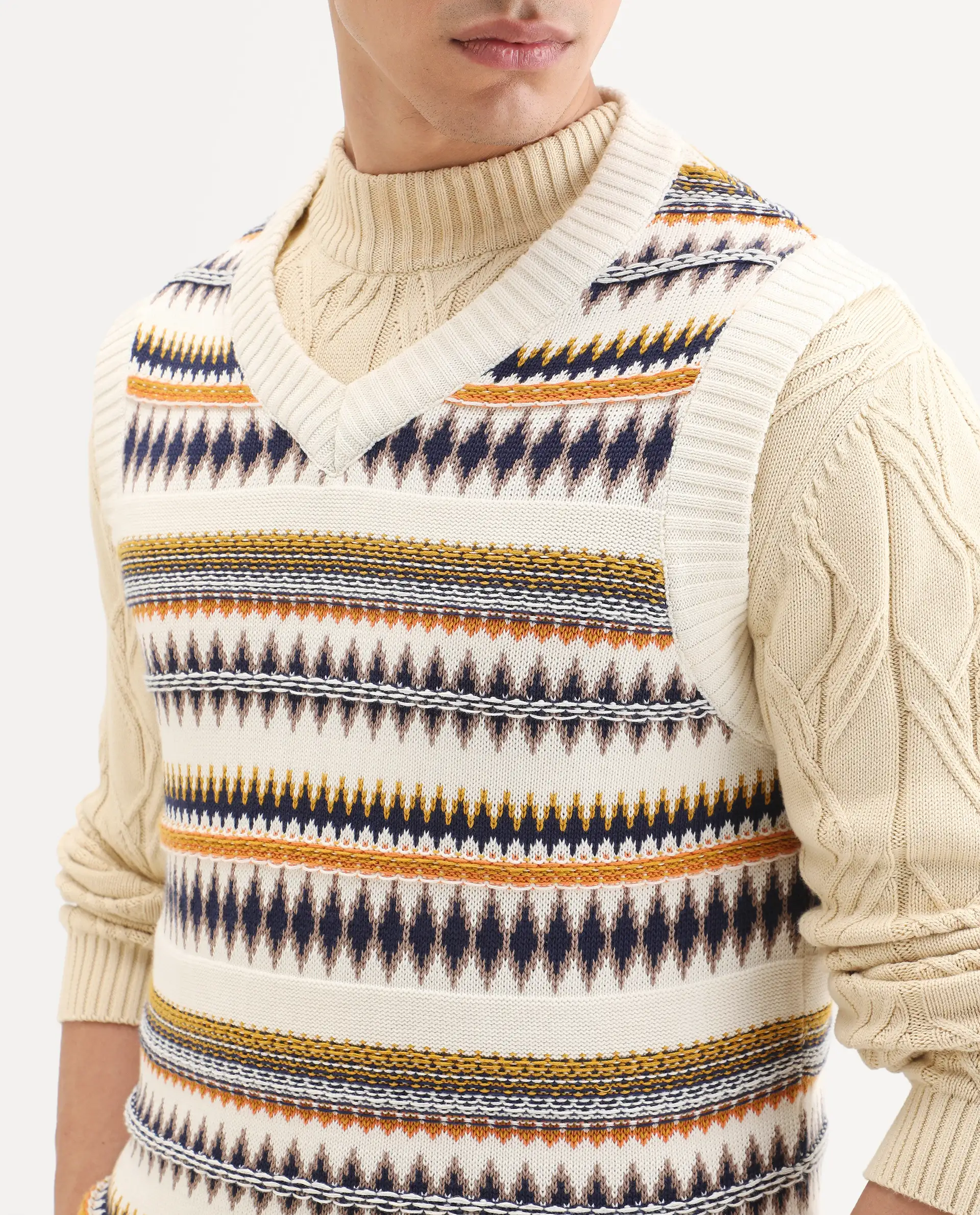 Rare Rabbit Men's Loto Off White Cotton Fabric Full Sleeve Crew Neck Ombre Sweater - Image 3