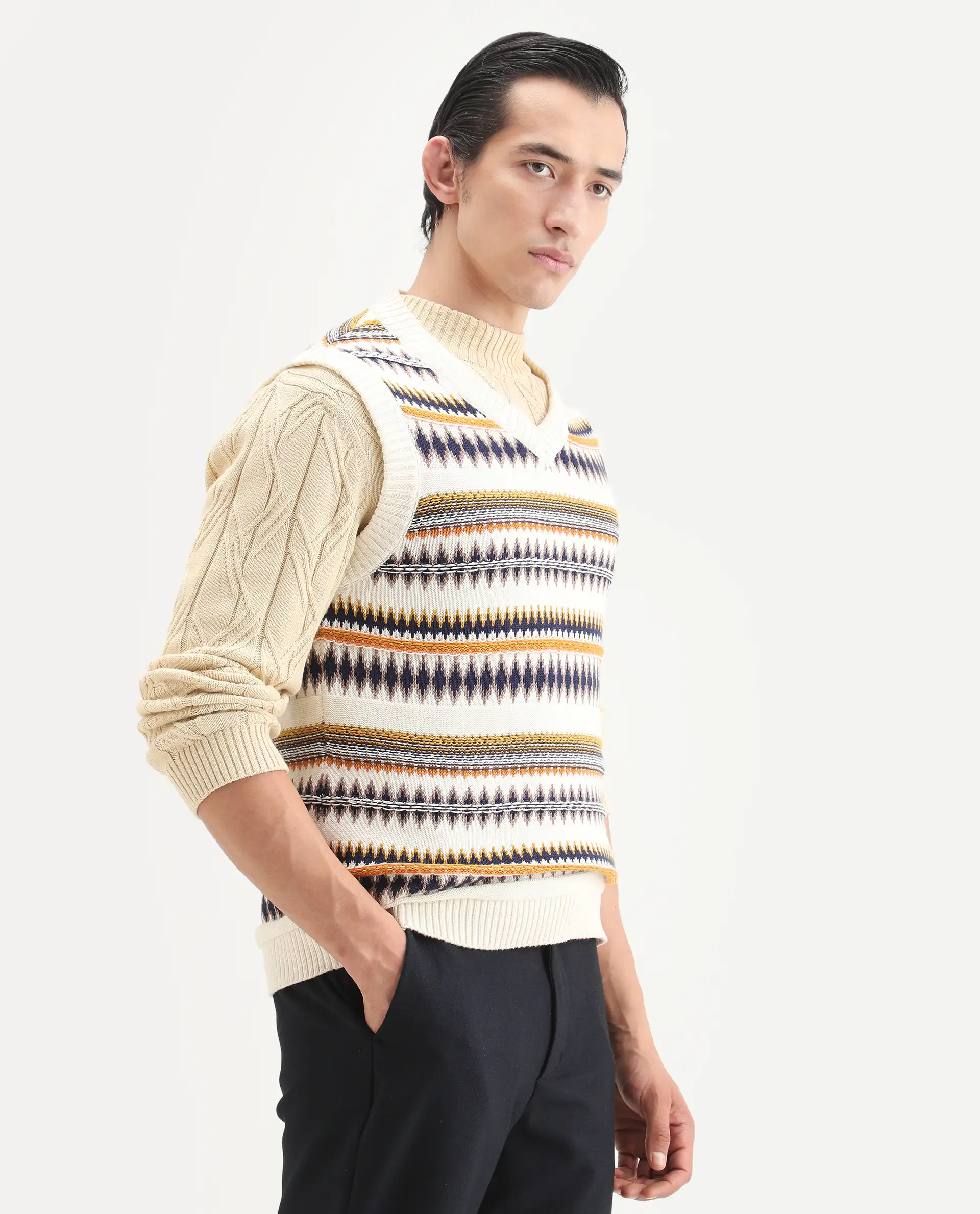 Rare Rabbit Men's Loto Off White Cotton Fabric Full Sleeve Crew Neck Ombre Sweater - Image 6
