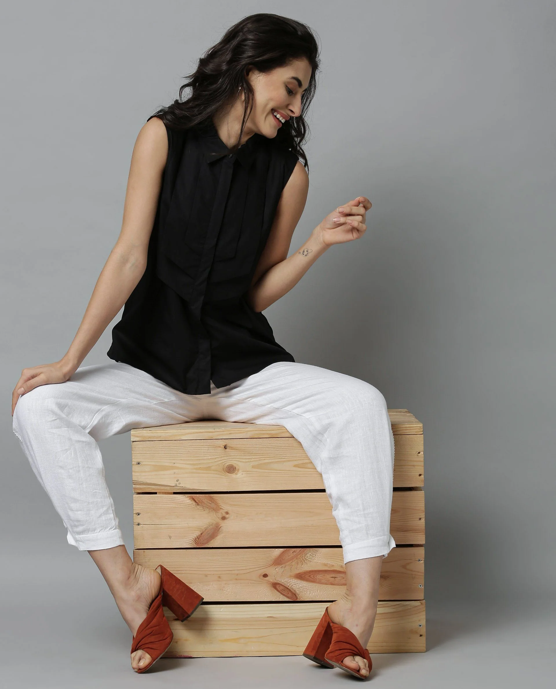 Rareism Women Lotte Black Top Sleeveless - Image 5
