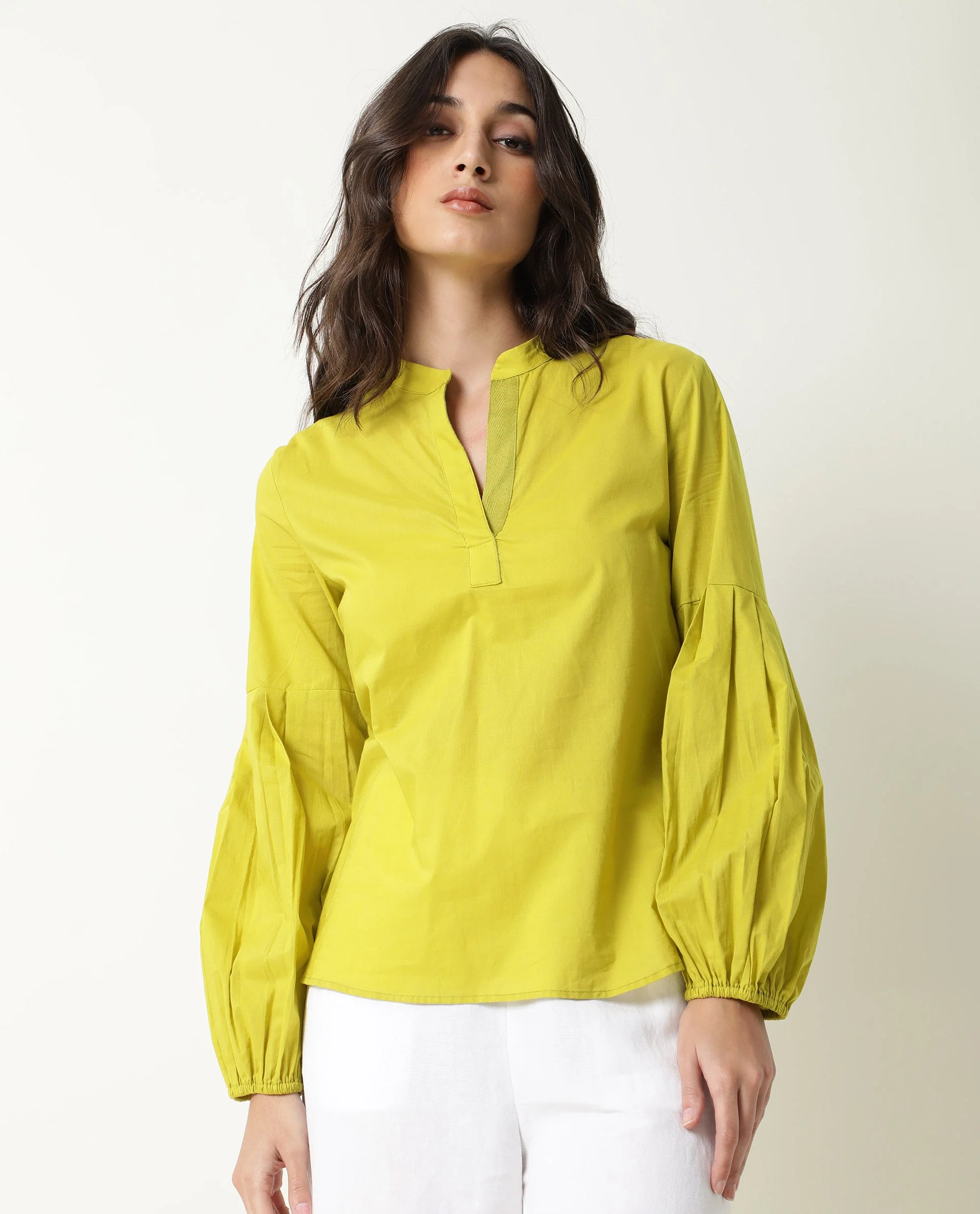Rareism Women's Loui Green Mandarin Collar Plain Balloon Sleeve Knee Length Regular Fit Top - Image 2