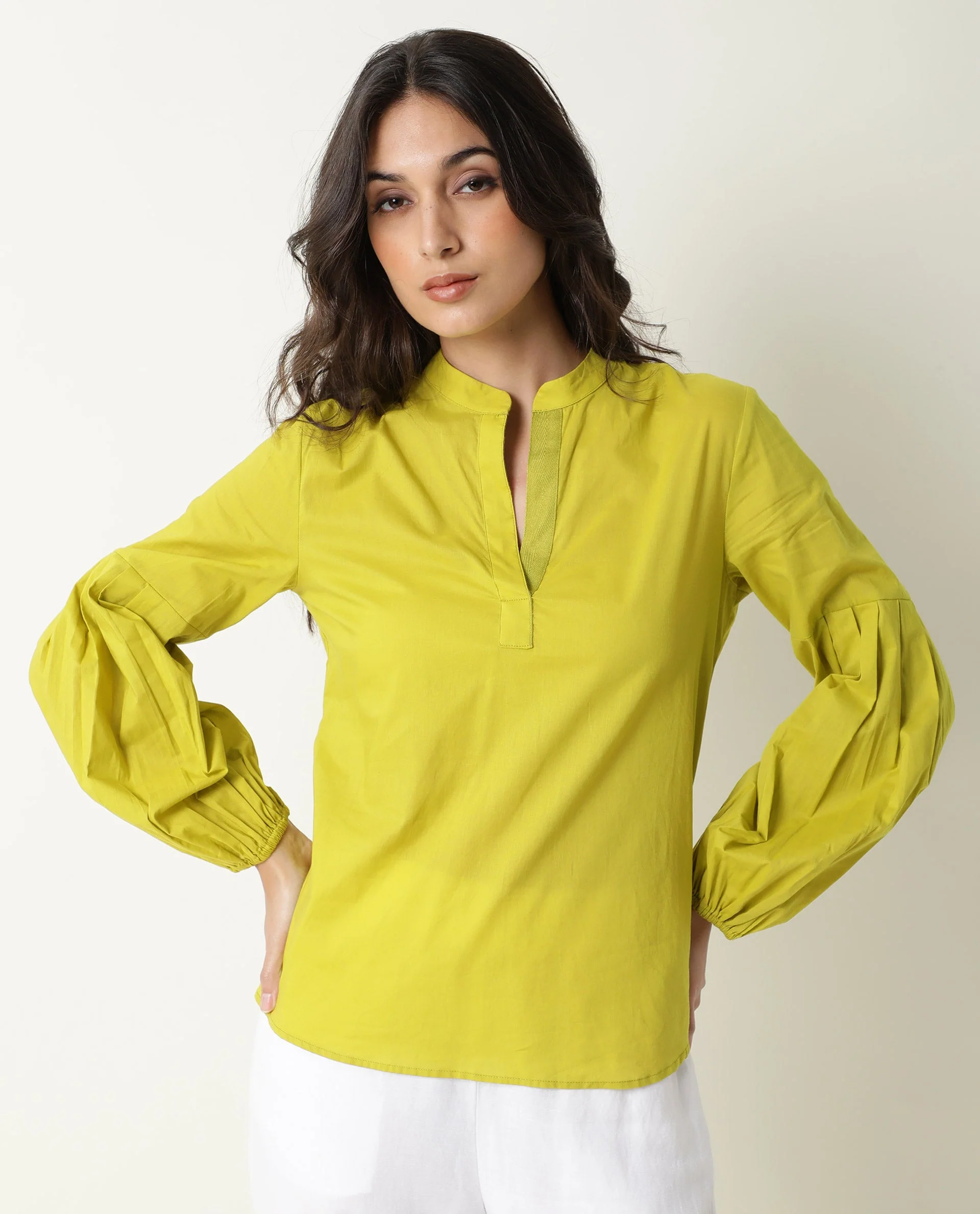 Rareism Women's Loui Green Mandarin Collar Plain Balloon Sleeve Knee Length Regular Fit Top - Image 8