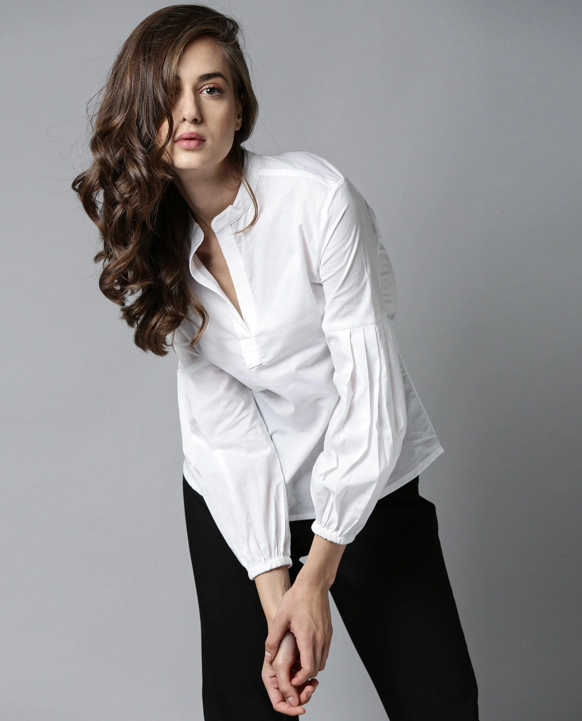 Rareism Women's Loui White Cotton Collarless Plain Puff Sleeves Regular Fit Top - Image 5
