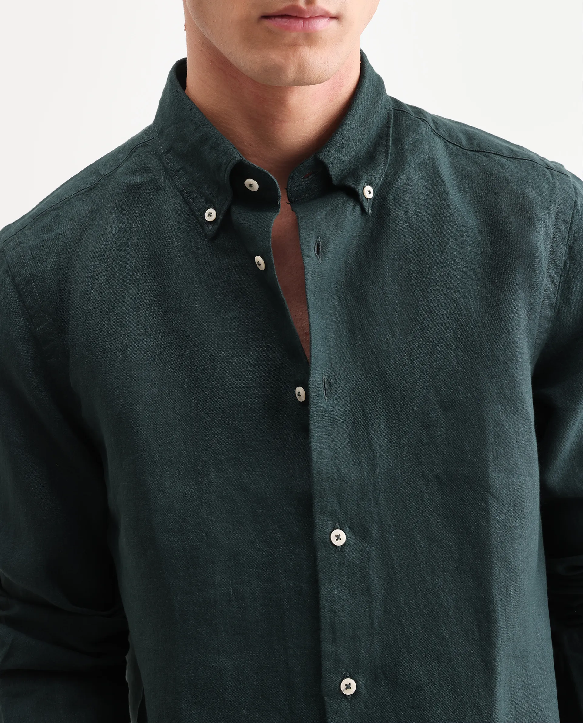 Rare Rabbit Men's Lucis Dark Green 100% Linen Plain Regular Fit Full Sleeve Collared Shirt - Image 3