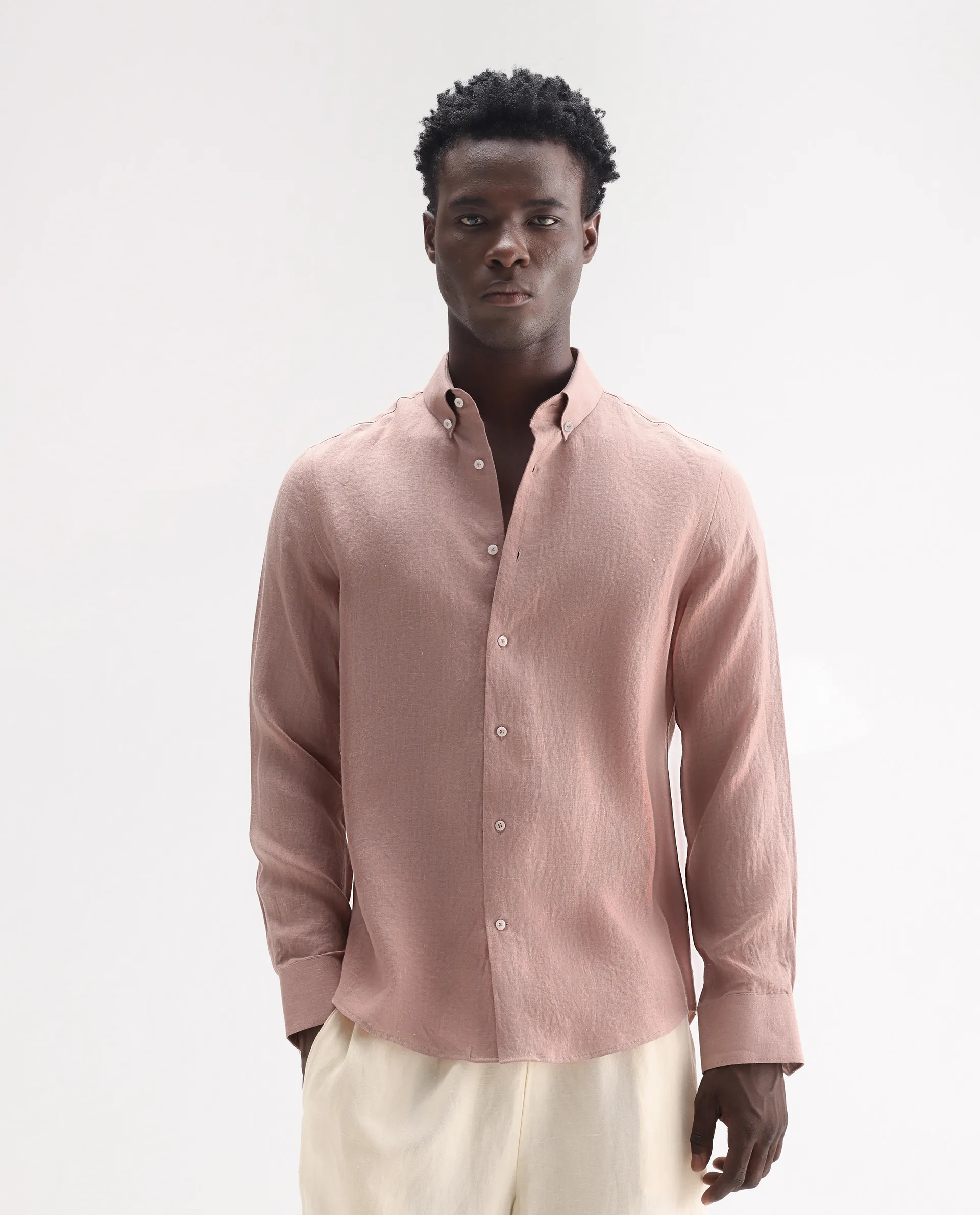 Rare Rabbit Men's Lucis Mauve 100% Linen Plain Regular Fit Full Sleeve Collared Shirt - Image 3