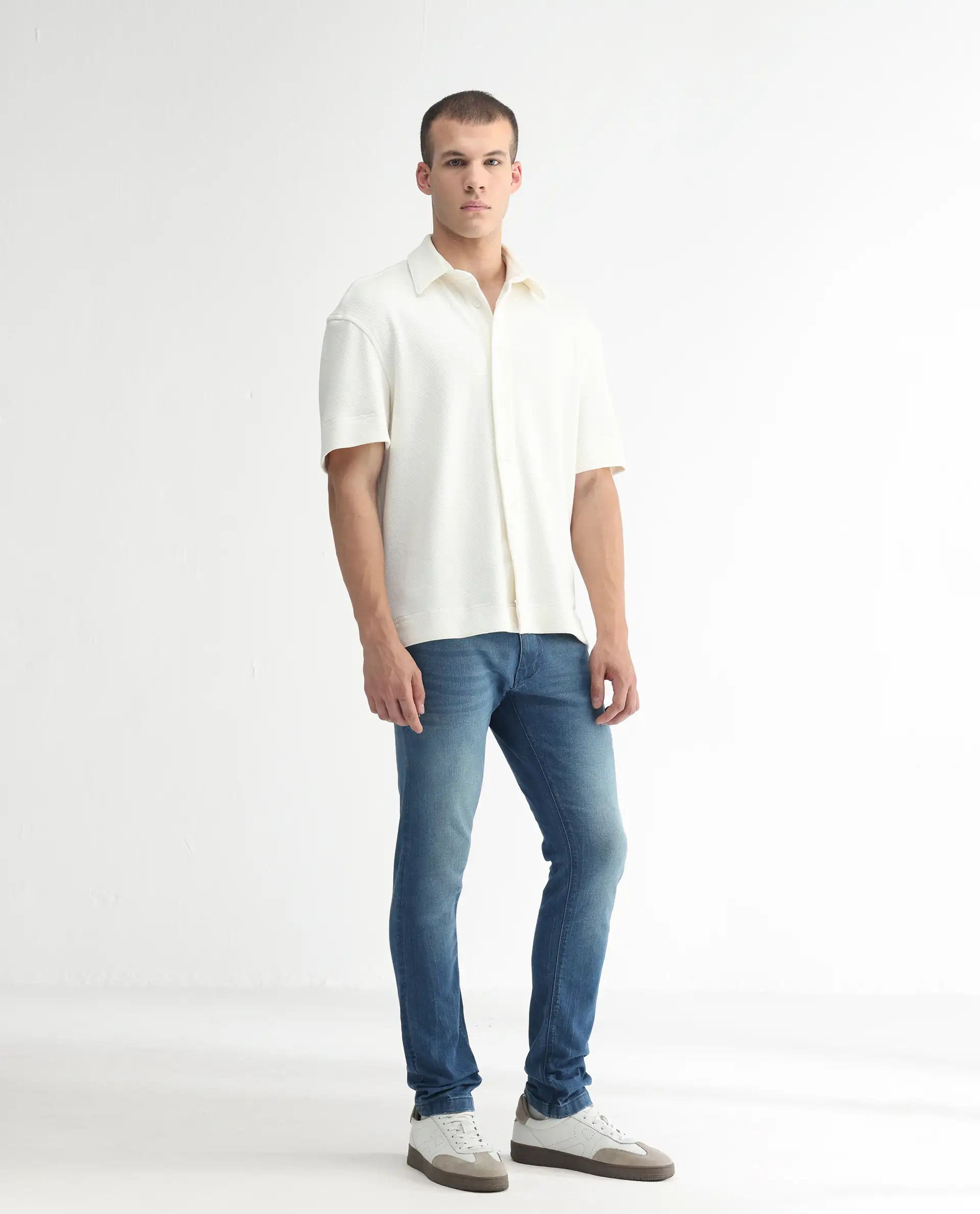 Rare Rabbit Men's Luxen Blue Cotton Plain Hawk Slim Fit Jeans - Image 5