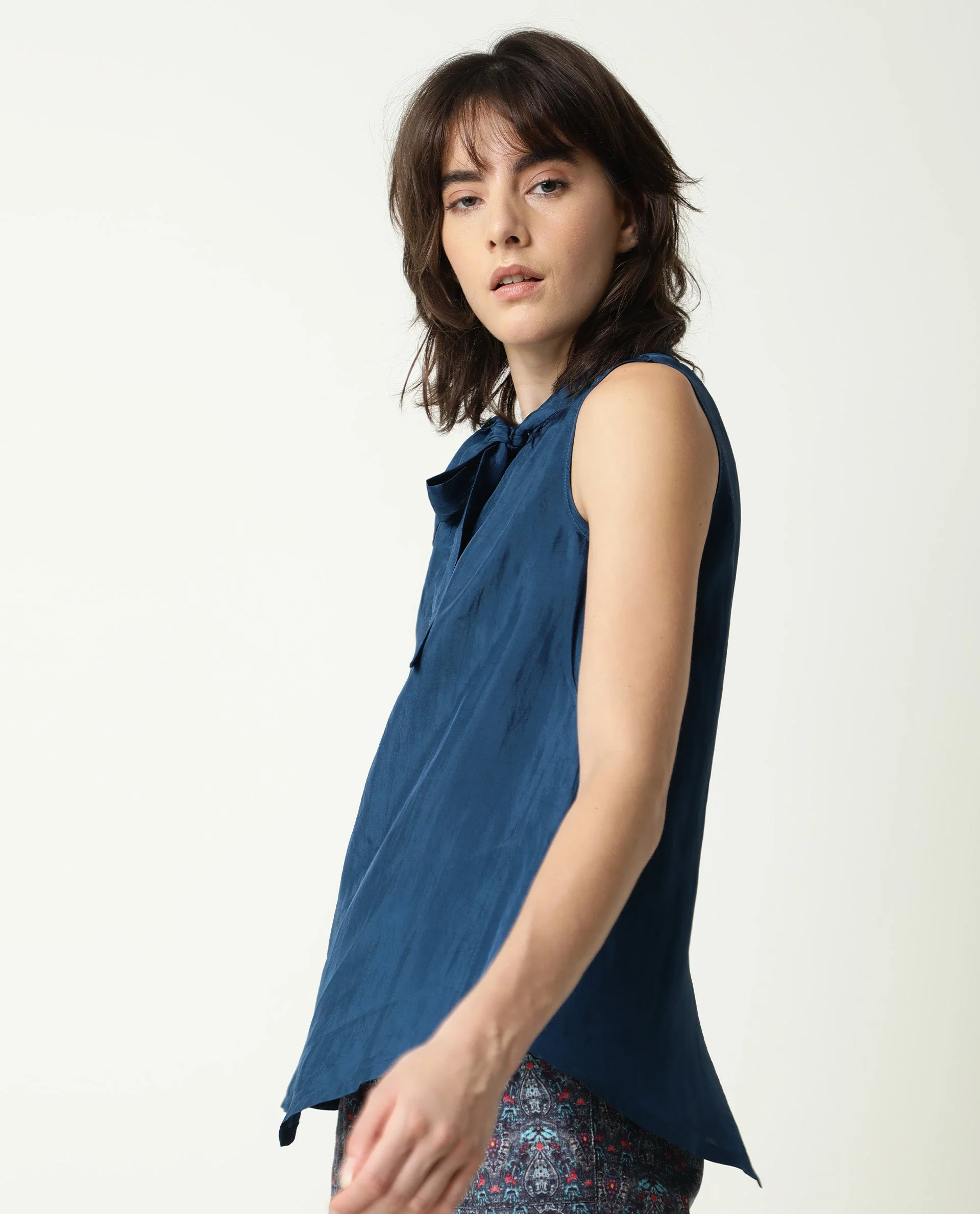 Rareism Women's Mac Viscose Petrol Tie-Up Neck Plain Sleeveless Regular Fit Top - Image 10
