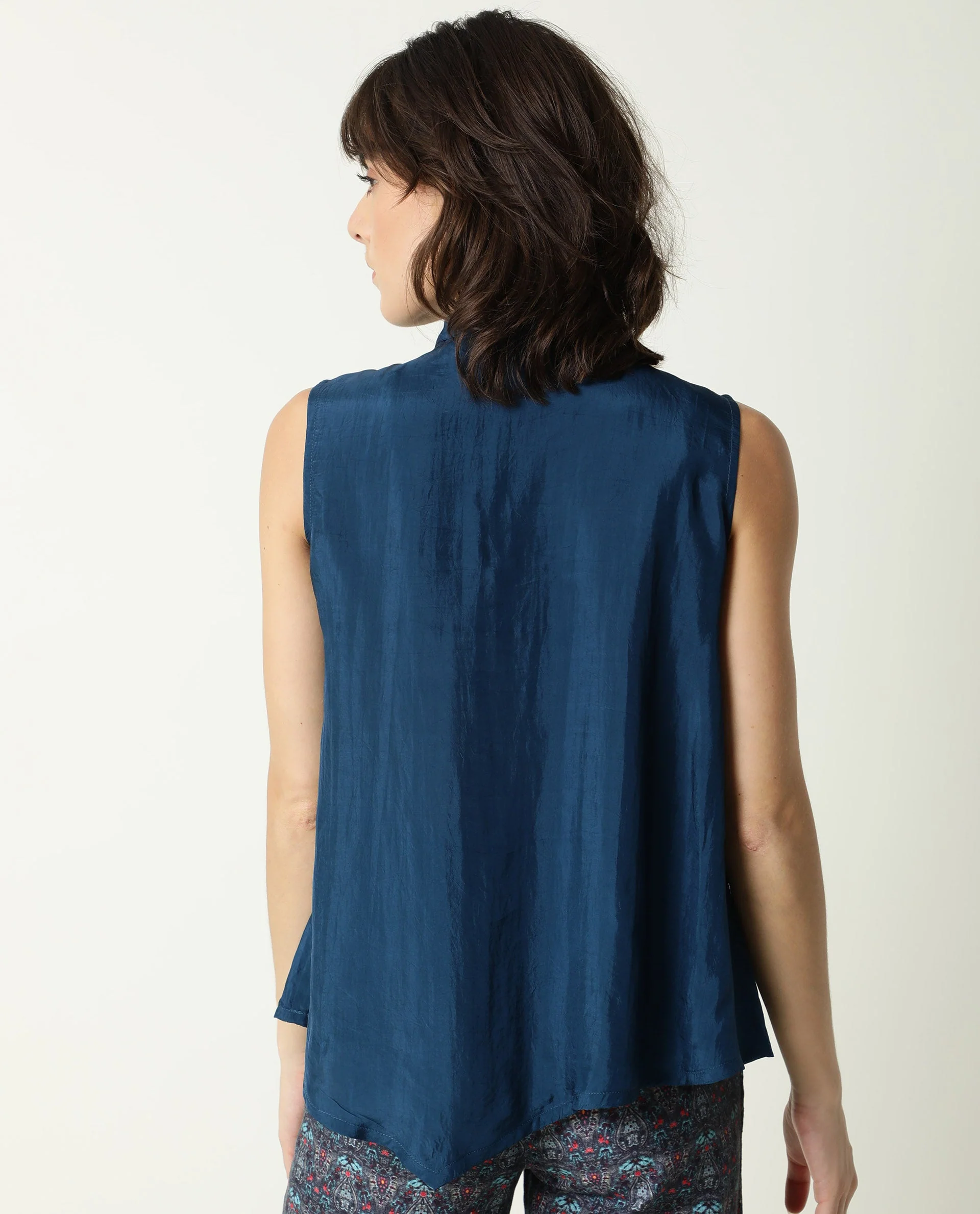 Rareism Women's Mac Viscose Petrol Tie-Up Neck Plain Sleeveless Regular Fit Top - Image 12