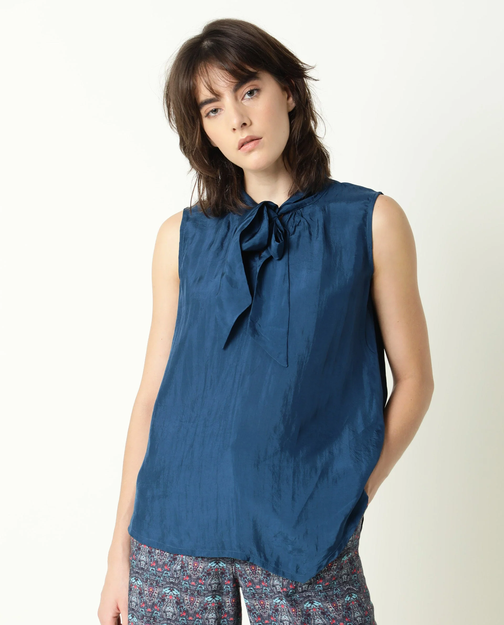 Rareism Women's Mac Viscose Petrol Tie-Up Neck Plain Sleeveless Regular Fit Top - Image 7