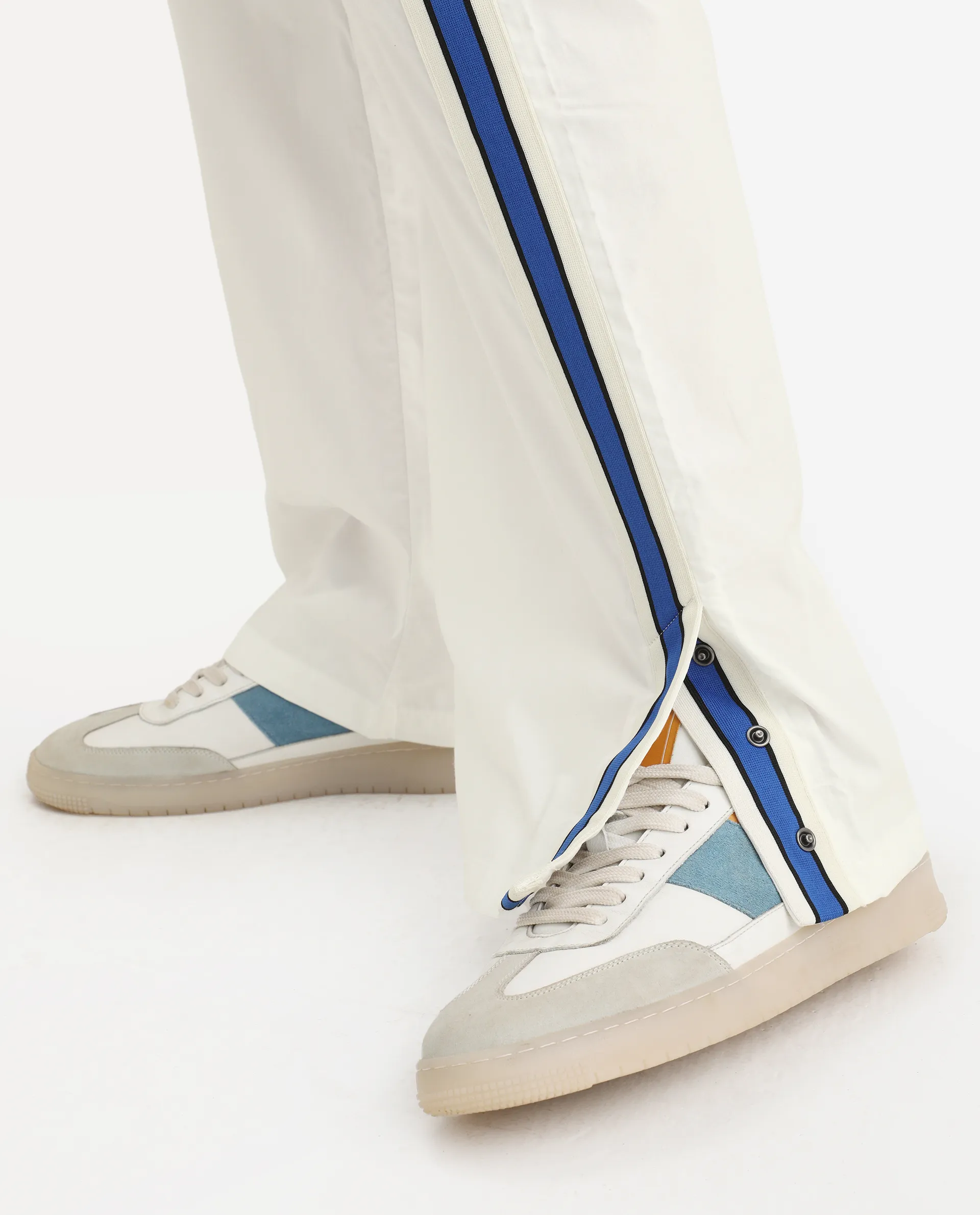 Rare Rabbit Men's Macon White Cotton Plain Baggy Fit Track Pant - Image 2