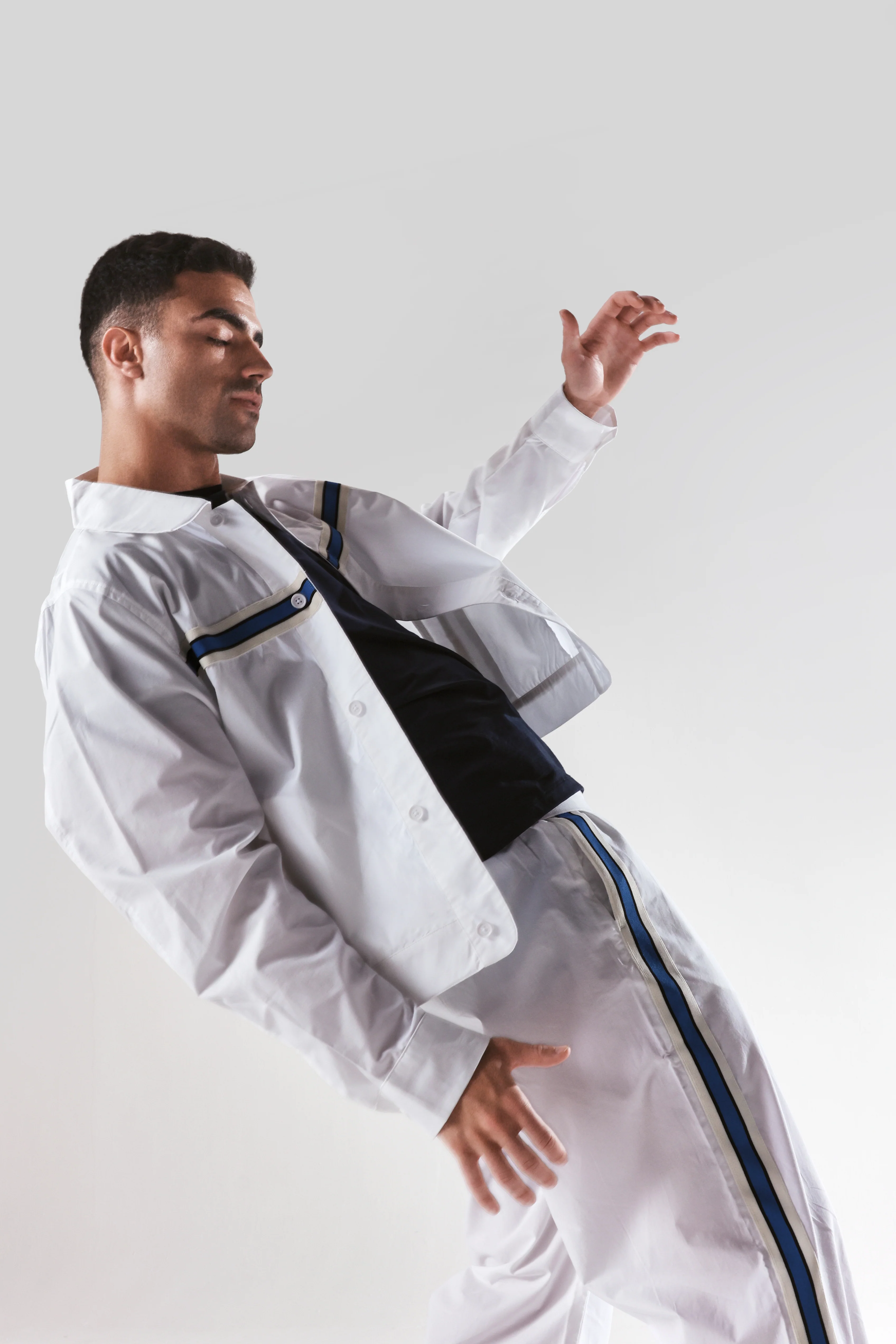 Rare Rabbit Men's Macon-S White Cotton Plain Regular Fit Full Sleeve Collared Shirt - Image 2