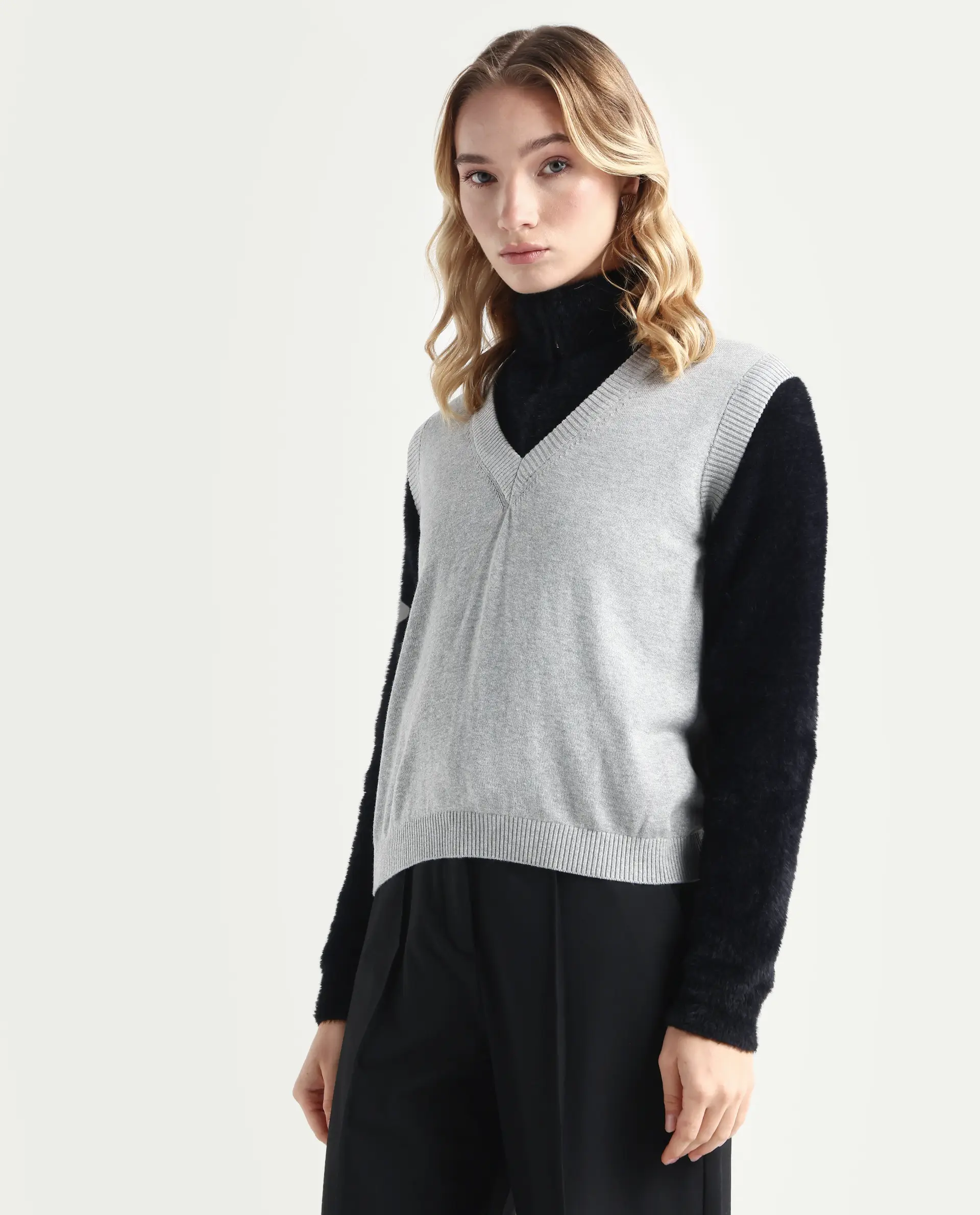 Rareism Women's Madelyn Grey Cotton V-Neck Plain Sleeveless Regular Fit Sweater - Image 5