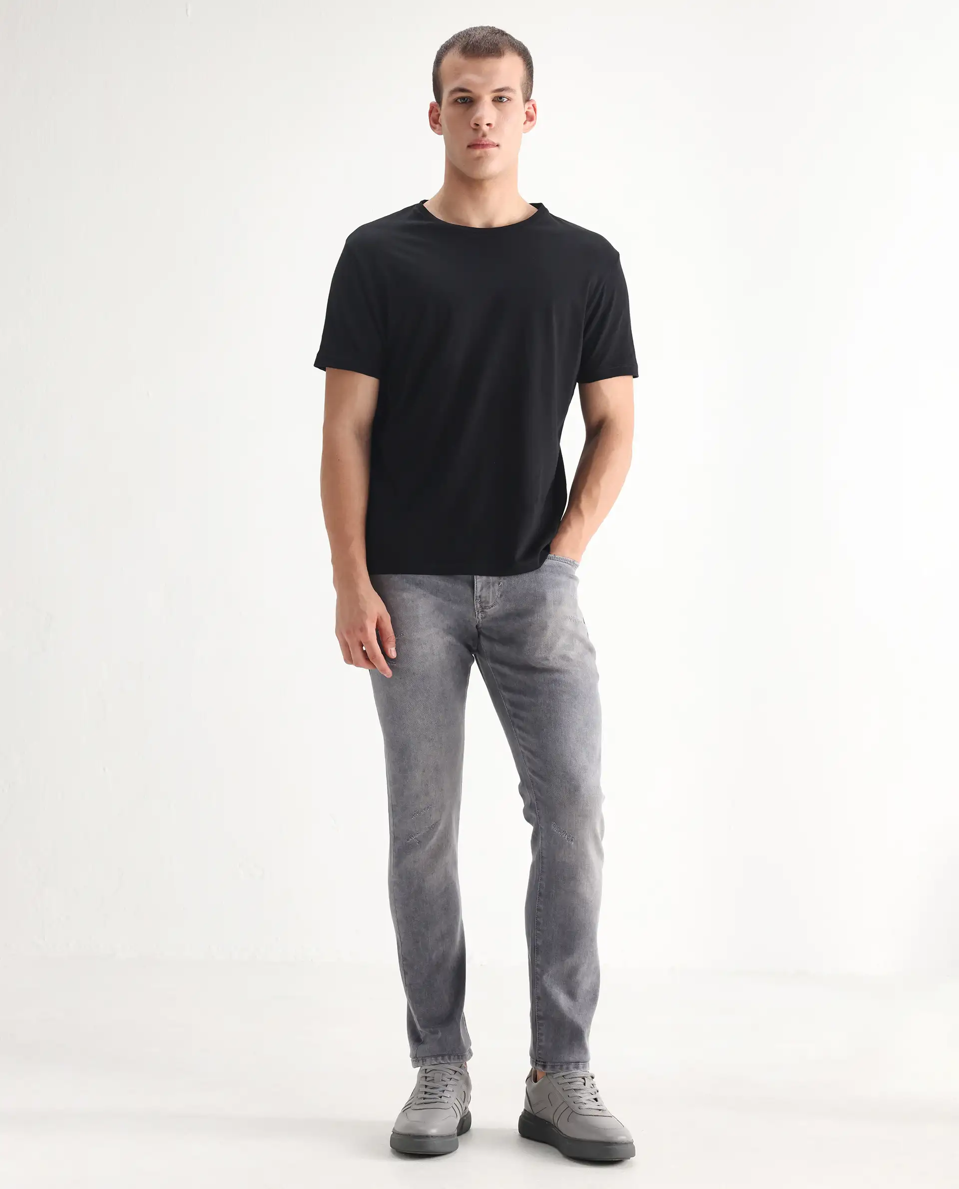 Rare Rabbit Men's Mainz Light Grey Cotton Blend Plain Hawk Slim Fit Jeans - Image 3