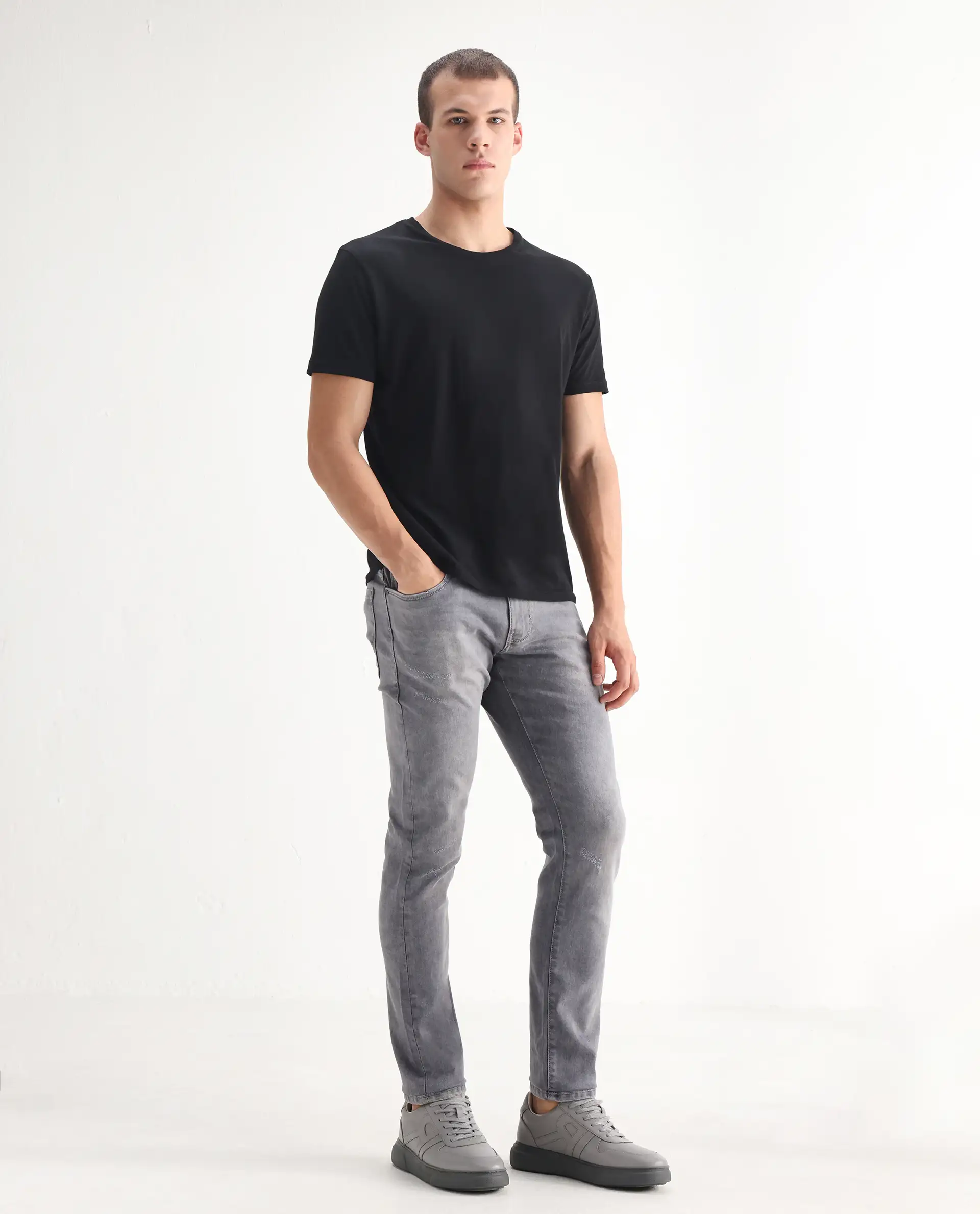 Rare Rabbit Men's Mainz Light Grey Cotton Blend Plain Hawk Slim Fit Jeans - Image 6