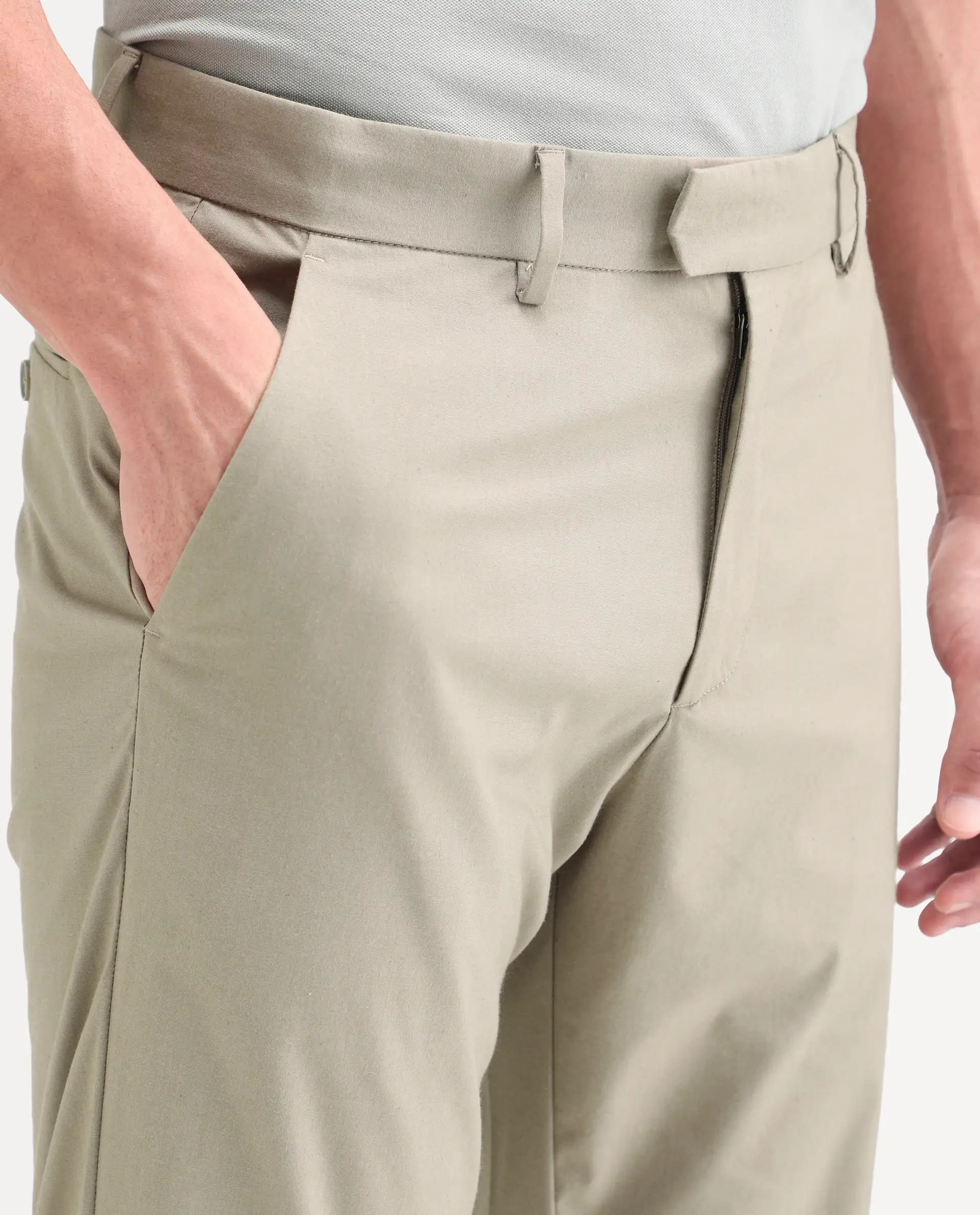 Rare Rabbit Men's Mang Dusky Green Polyester Blend Fabric Regular Fit Plain Trouser - Image 3