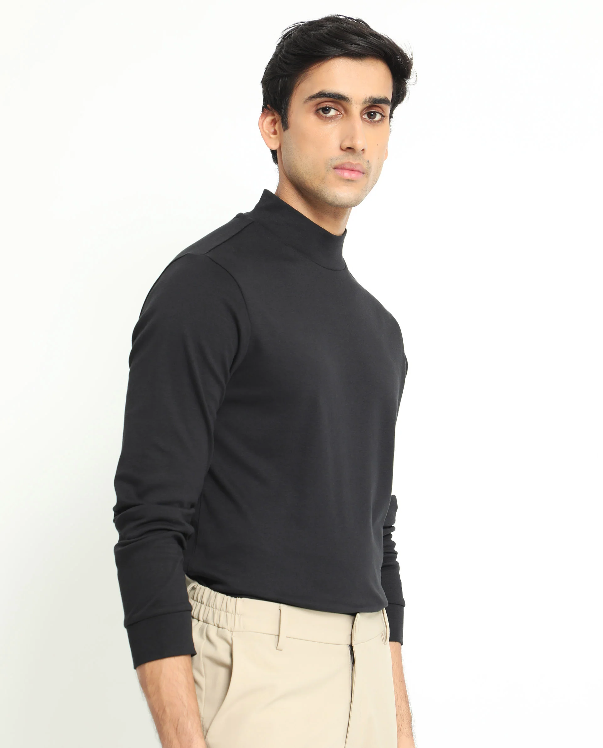 Rare Rabbit Men's Mania Black Cotton Plain Regular Fit Full Sleeve High Neck Sweatshirt - Image 3