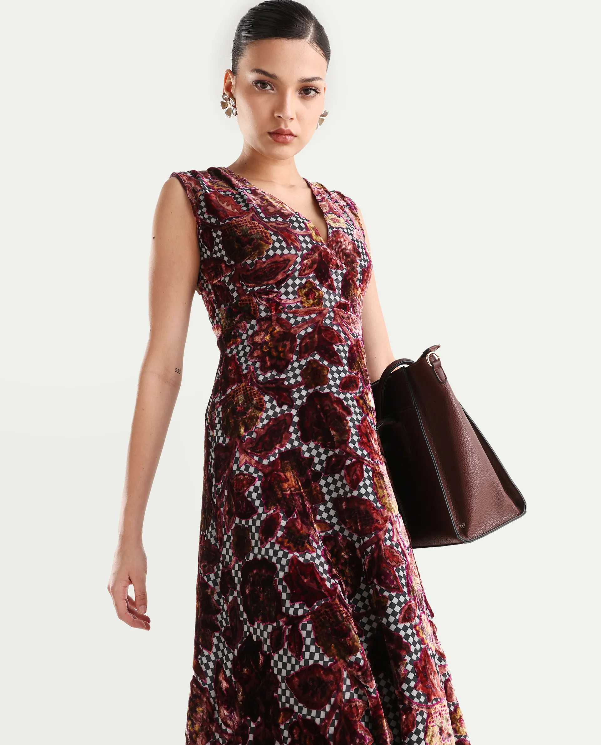 Rareism Women's Manila Multi Velvet V-Neck Floral Print Maxi Fit And Flare Dress - Image 2