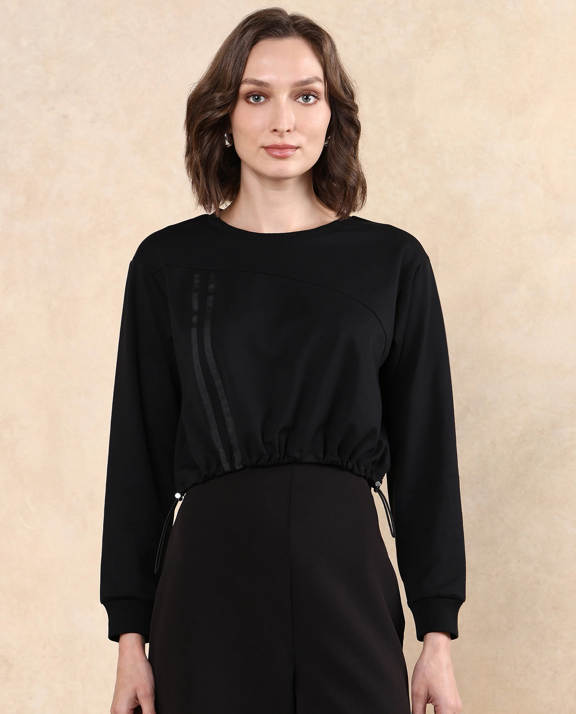 Rareism Women's Maple Black Cotton Blend Crew Neck Plain Crop Relaxed Fit Sweatshirt - Image 2