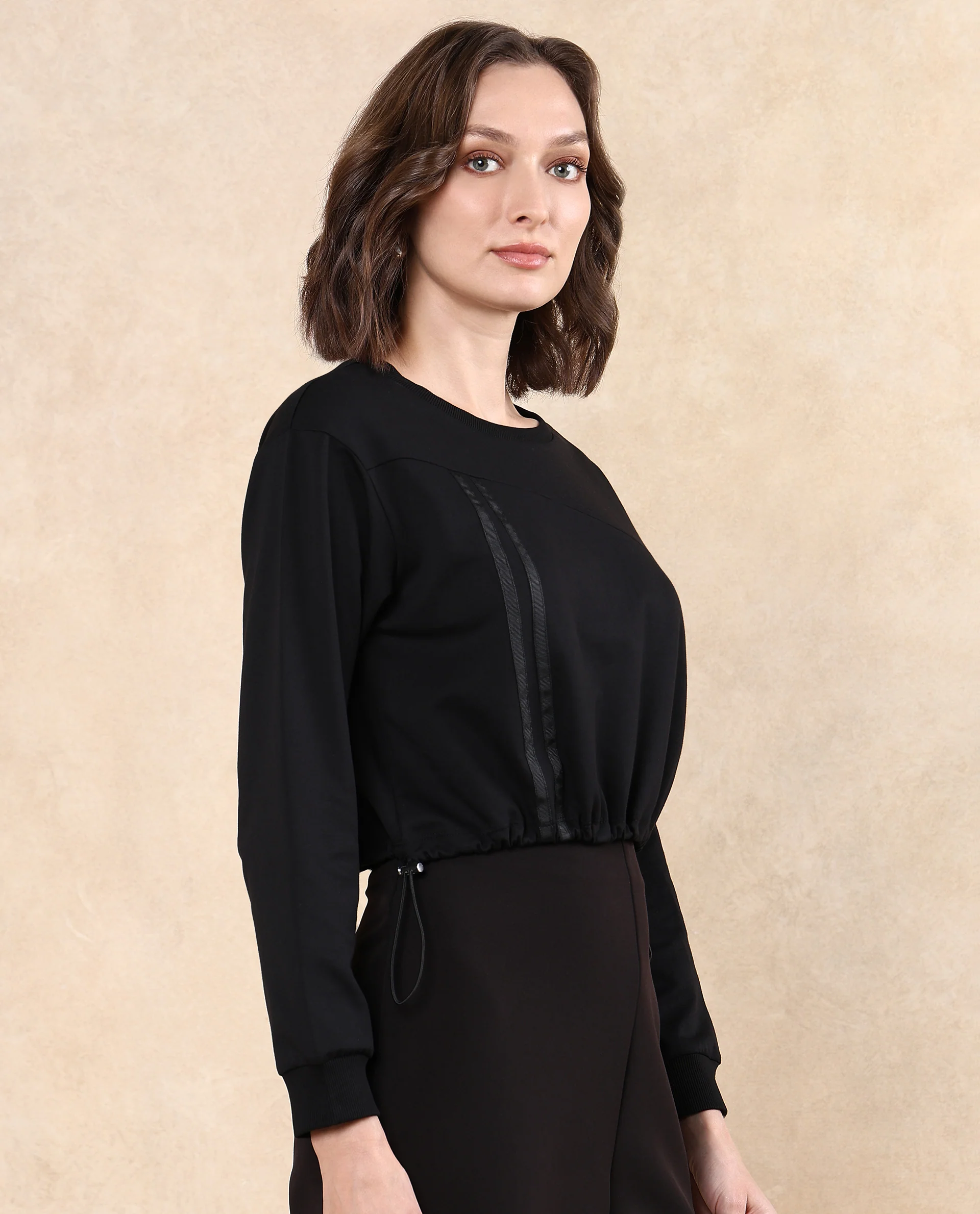 Rareism Women's Maple Black Cotton Blend Crew Neck Plain Crop Relaxed Fit Sweatshirt - Image 5