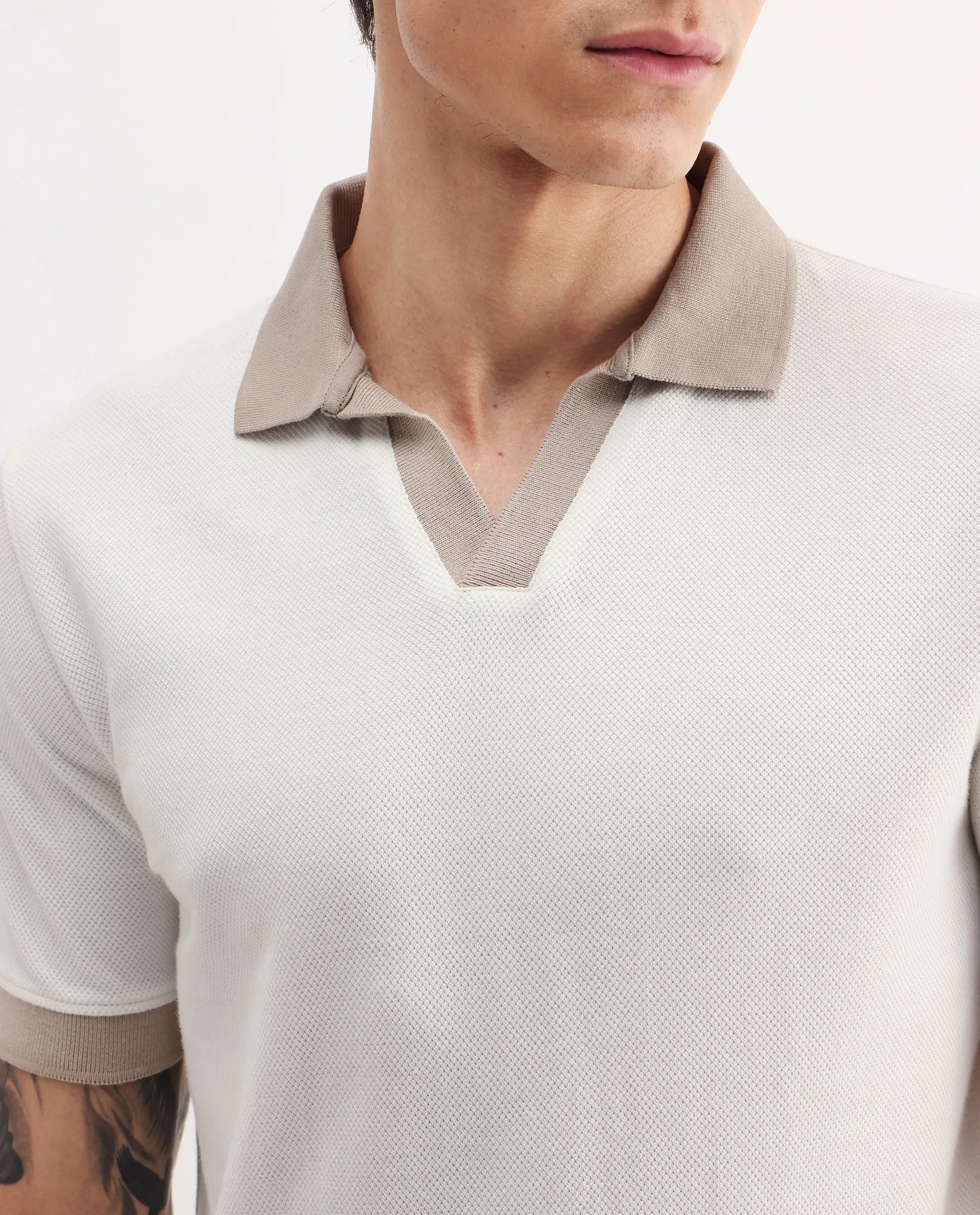 Rare Rabbit Men's Marcelo-1 Off White Cotton Blend Plain Regular Fit Half Sleeve Polo - Image 3