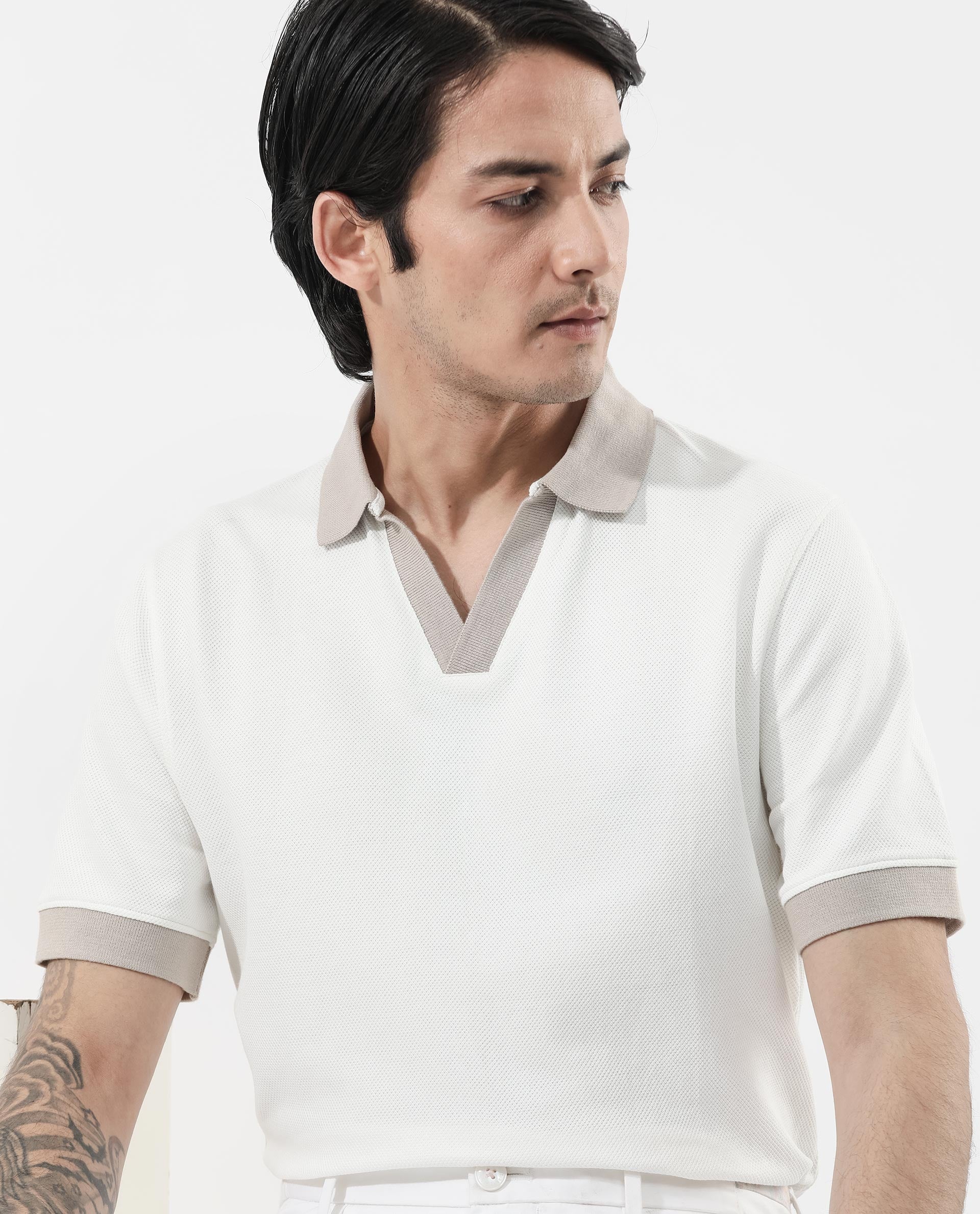 Rare Rabbit Men's Marcelo Off White Cotton Blend Plain Regular Fit Half Sleeve Polo - Image 9