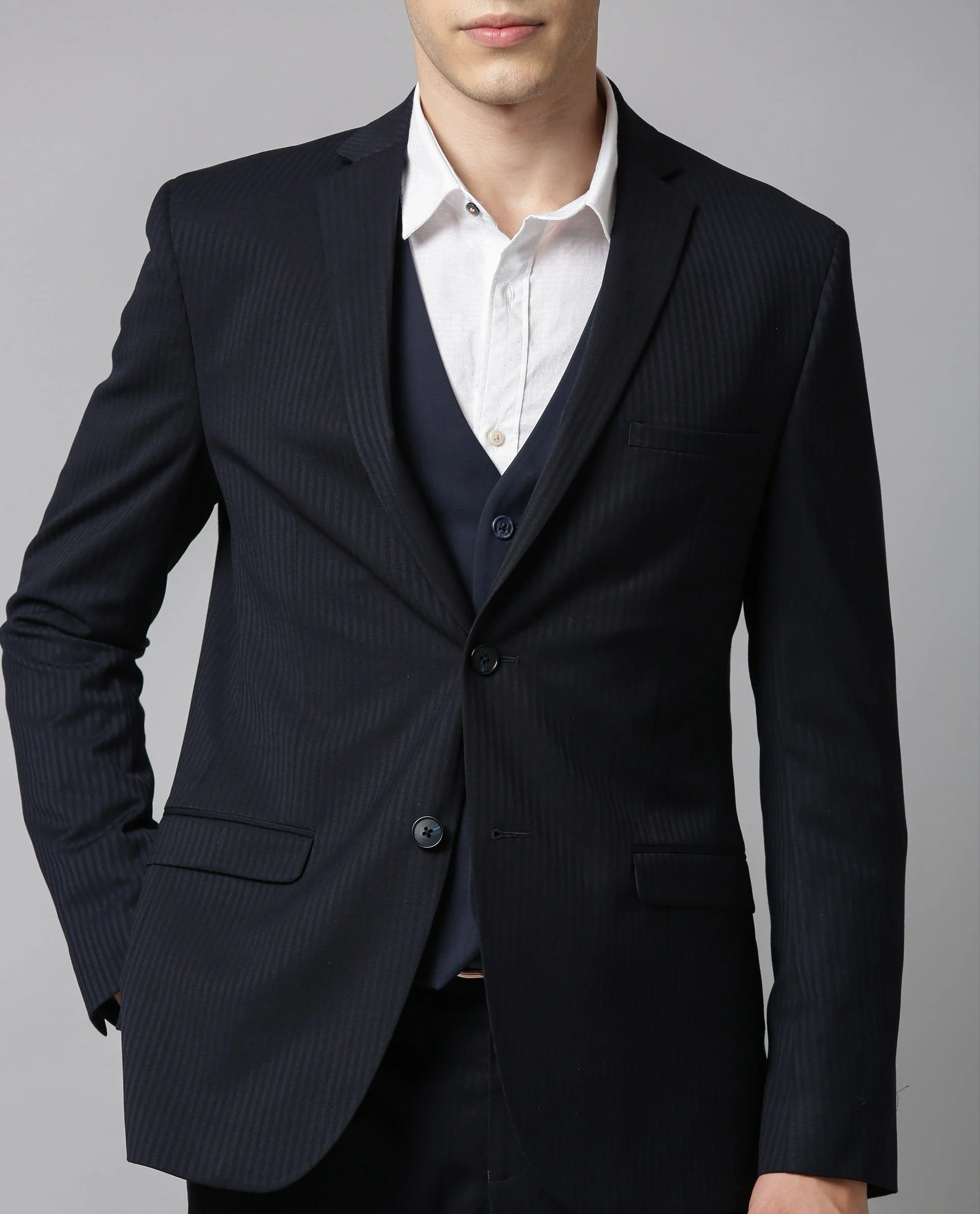 Rare Rabbit Men's Mario . Plain Tailored Fit Full Sleeve Lapel Neck Blazer - Image 5