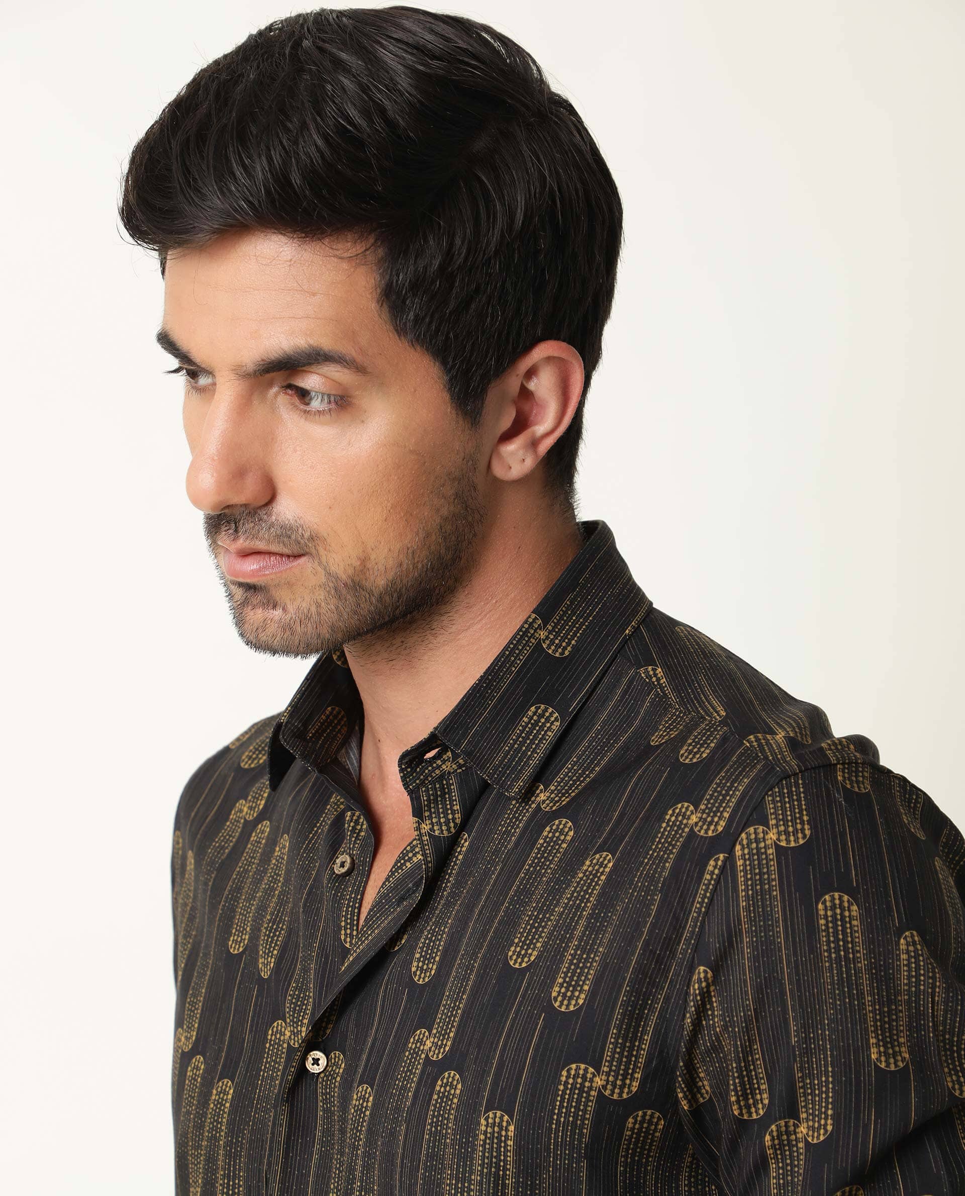 Rare Rabbit Men's Marshey Black Cotton Abstract Print Regular Fit Full Sleeve Collared Shirt - Image 4