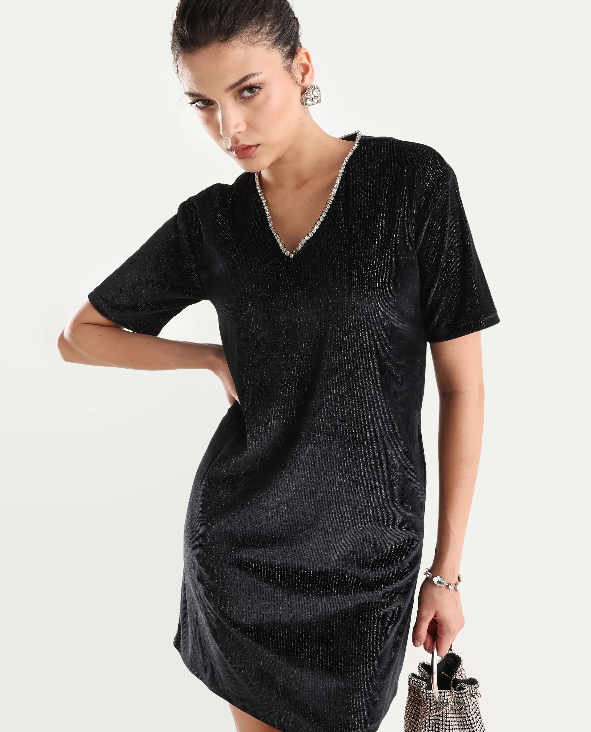 Rareism Women's Maslak Black Velvet V-Neck Plain Mini Boxy Fit Dress - Image 2
