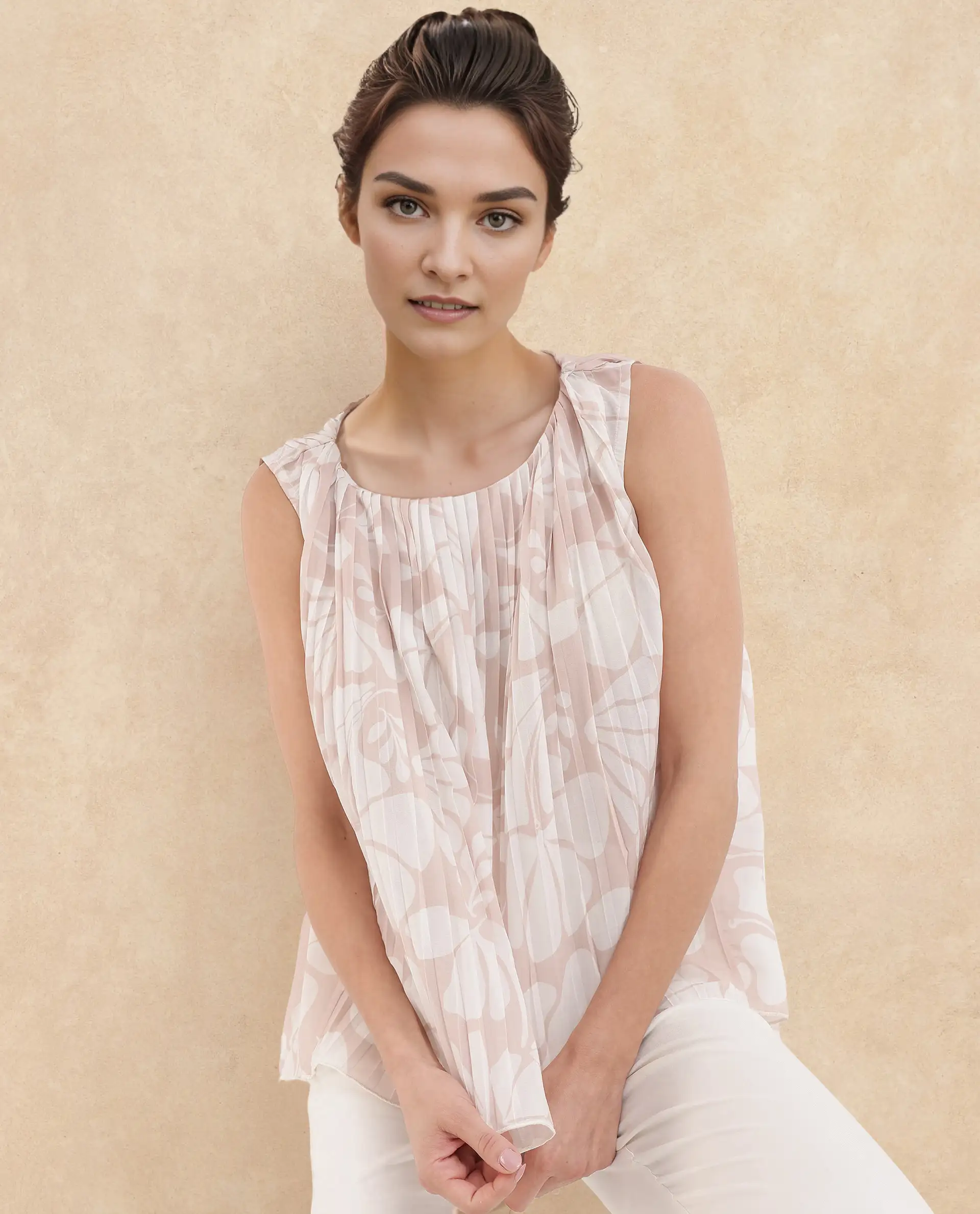 Rareism Women's Matera Light Beige Polyester Crew Neck Abstract Print Sleeveless Relaxed Fit Top