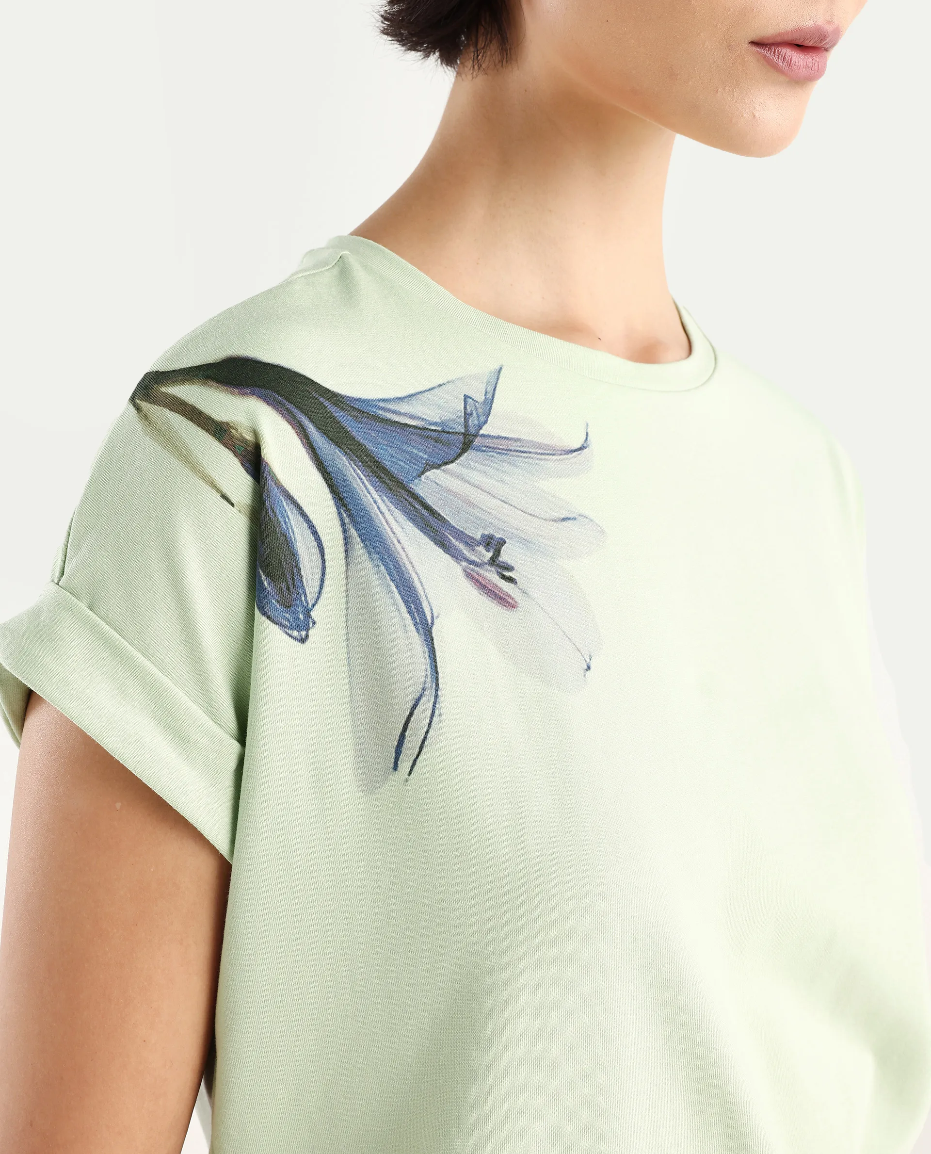 Rareism Women's Mattadu Pastel Green Cotton Blend Crew Neck Graphic Print Extended Sleeves Regular Fit T-Shirt - Image 4