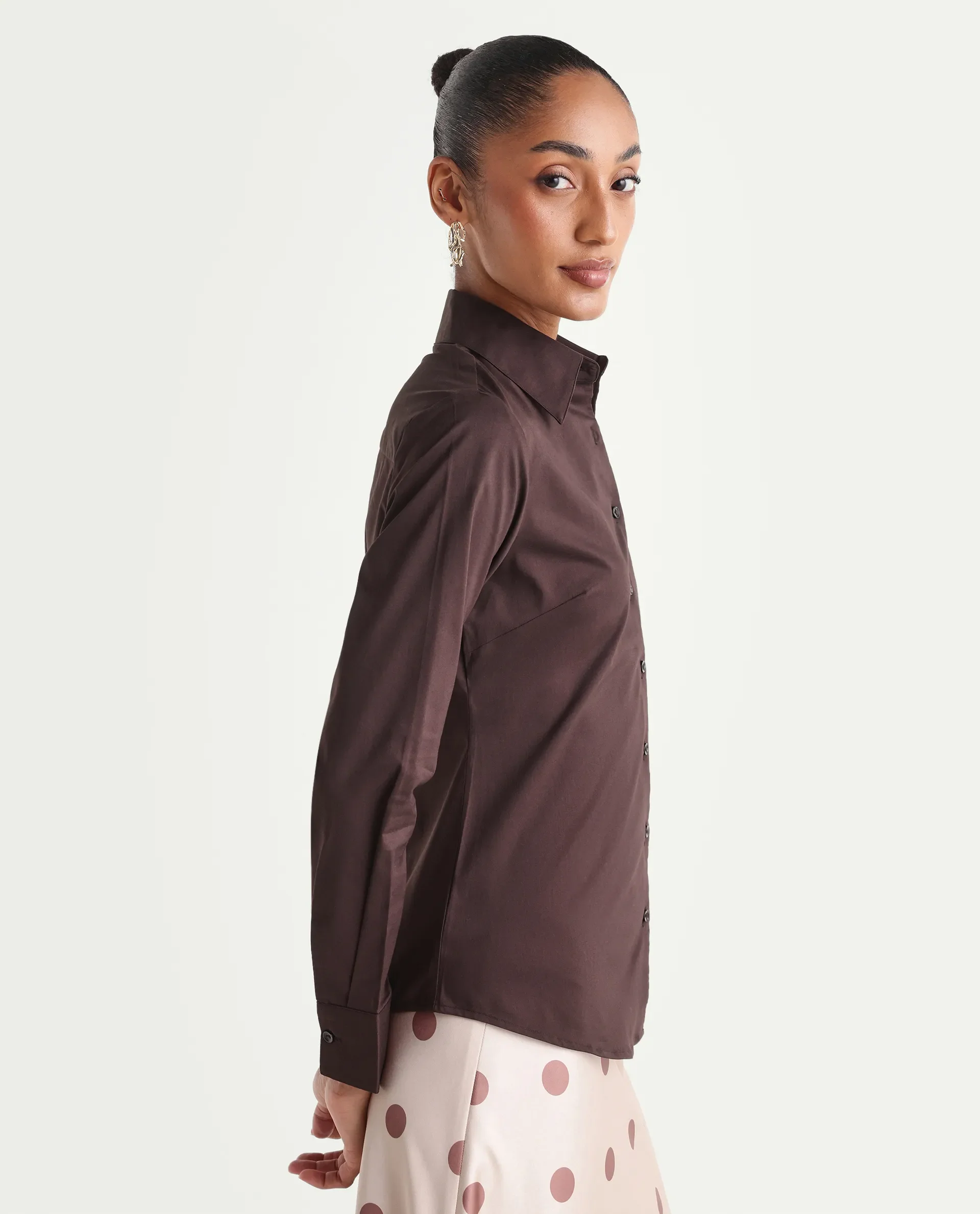 Rareism Women's Maven Brown Cotton Blend Spread Collar Fitted Plain Shirt - Image 5