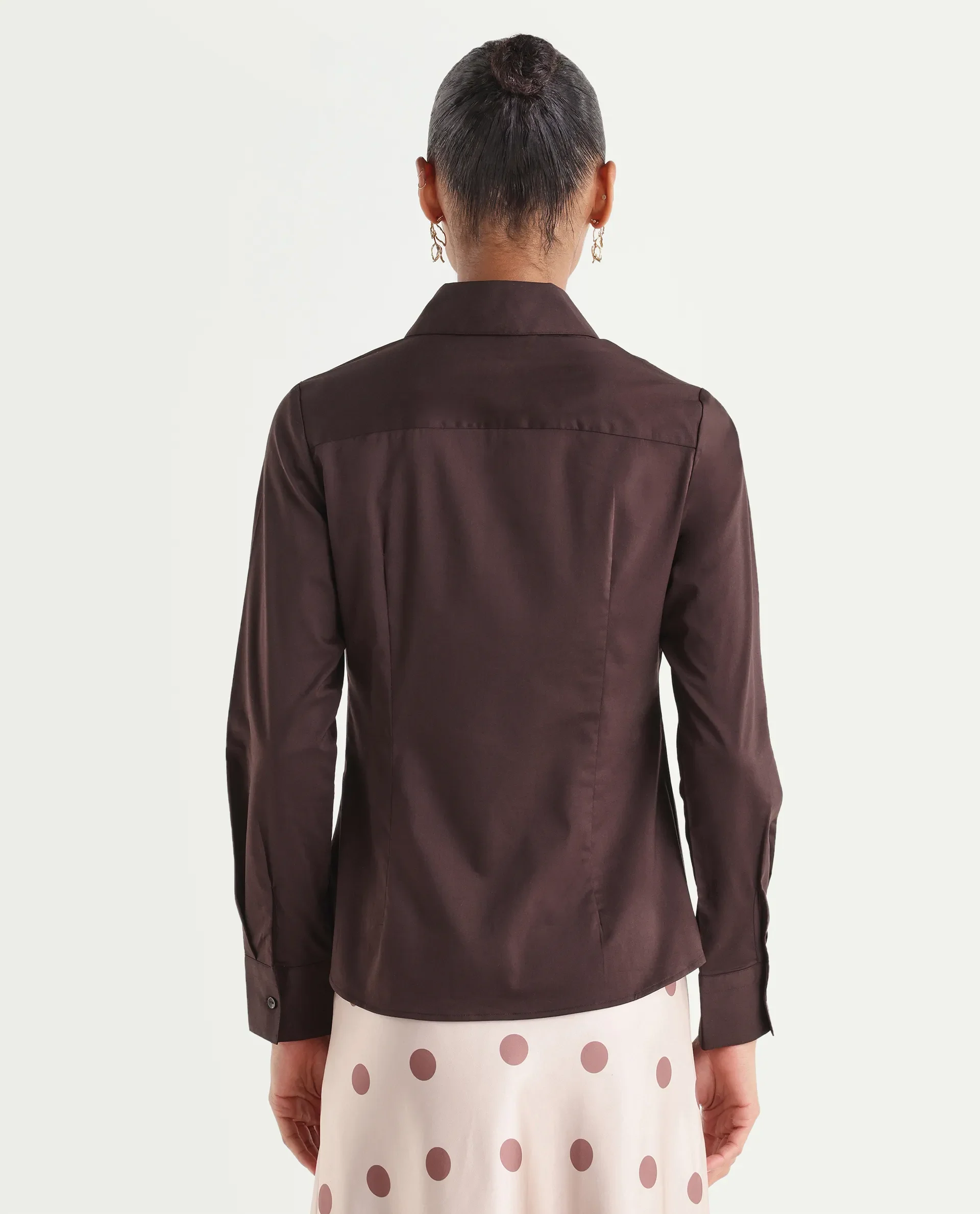 Rareism Women's Maven Brown Cotton Blend Spread Collar Fitted Plain Shirt - Image 6