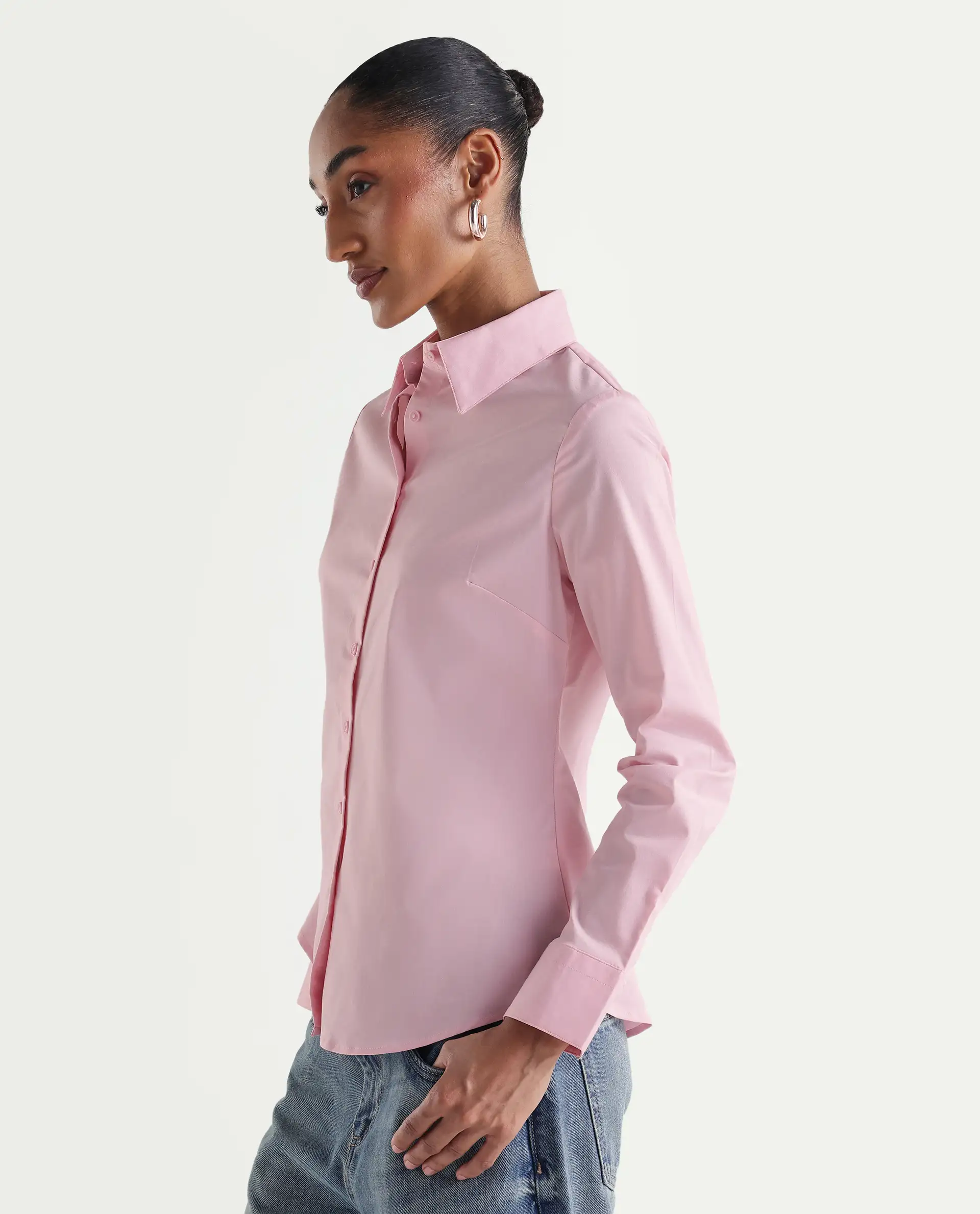Rareism Women's Maven Pink Cotton Blend Spread Collar Fitted Plain Shirt - Image 5