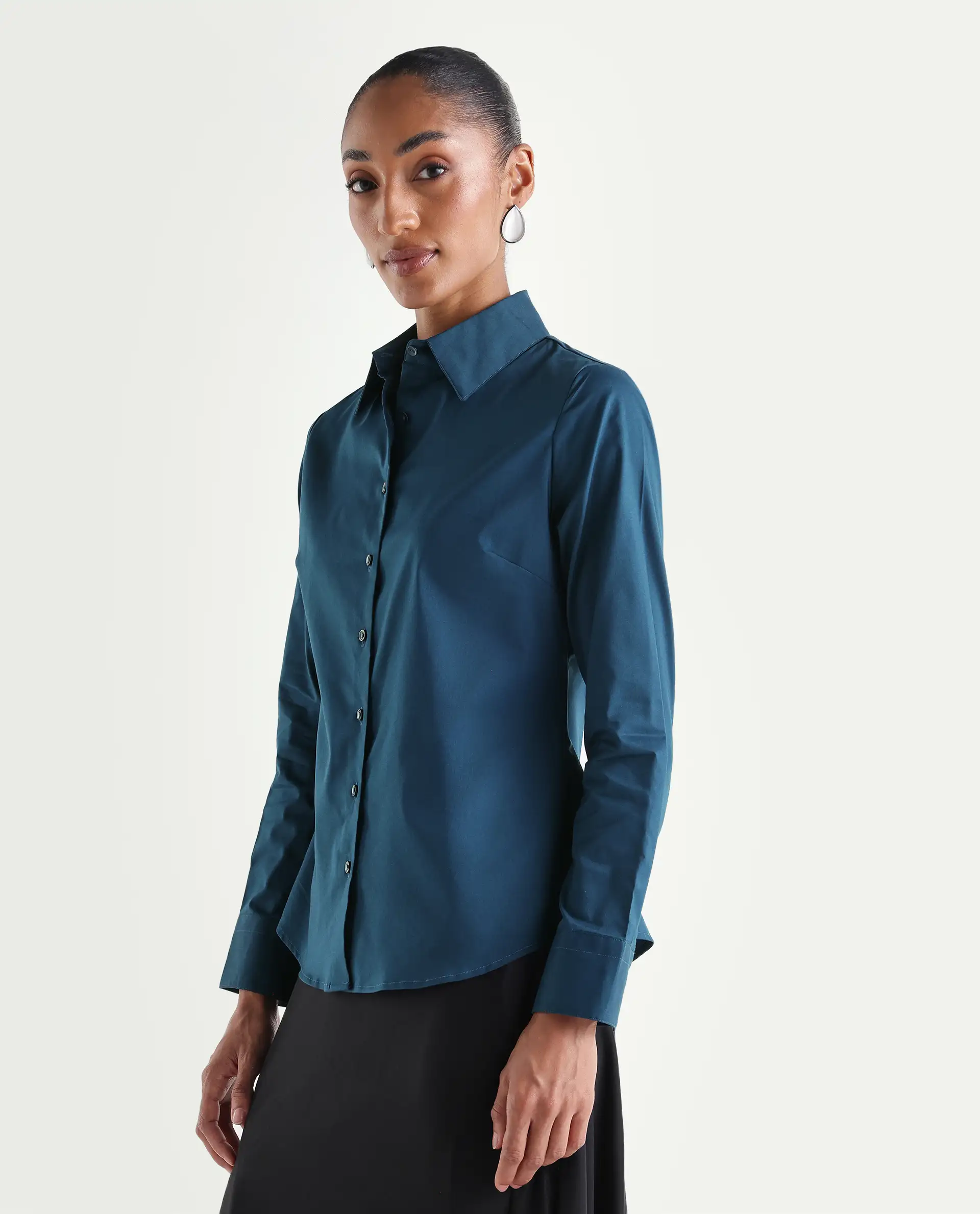 Rareism Women's Maven Teal Cotton Blend Spread Collar Fitted Plain Shirt - Image 5
