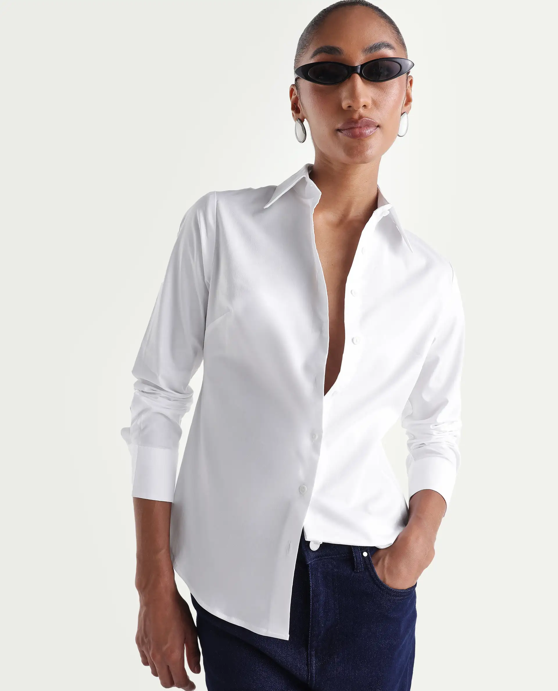 Rareism Women's Maven White Cotton Blend Spread Collar Fitted Plain Shirt
