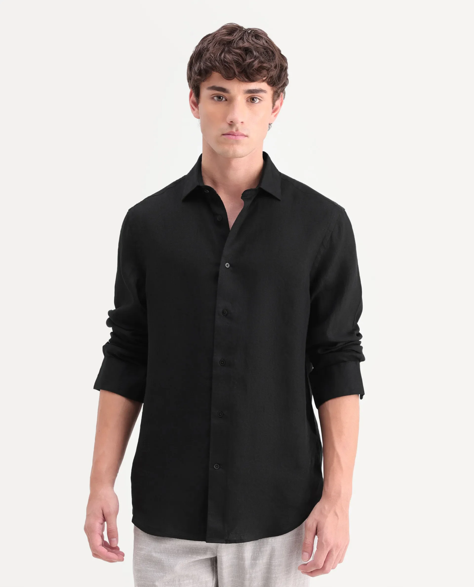 Rare Rabbit Men's Mavi-Aw26 Black 100% Linen Spread Collar Regular Plain Shirt - Image 4