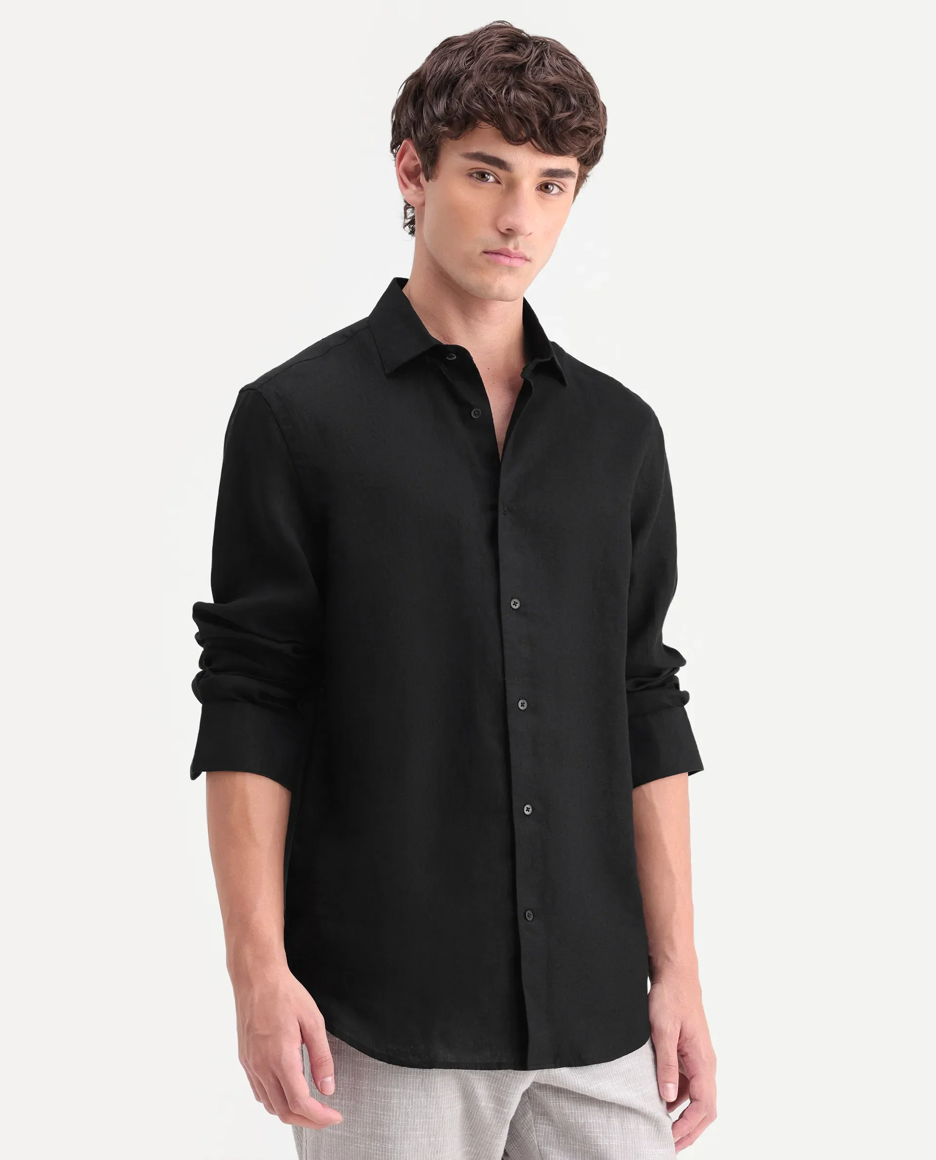 Rare Rabbit Men's Mavi-Aw26 Black 100% Linen Spread Collar Regular Plain Shirt - Image 5